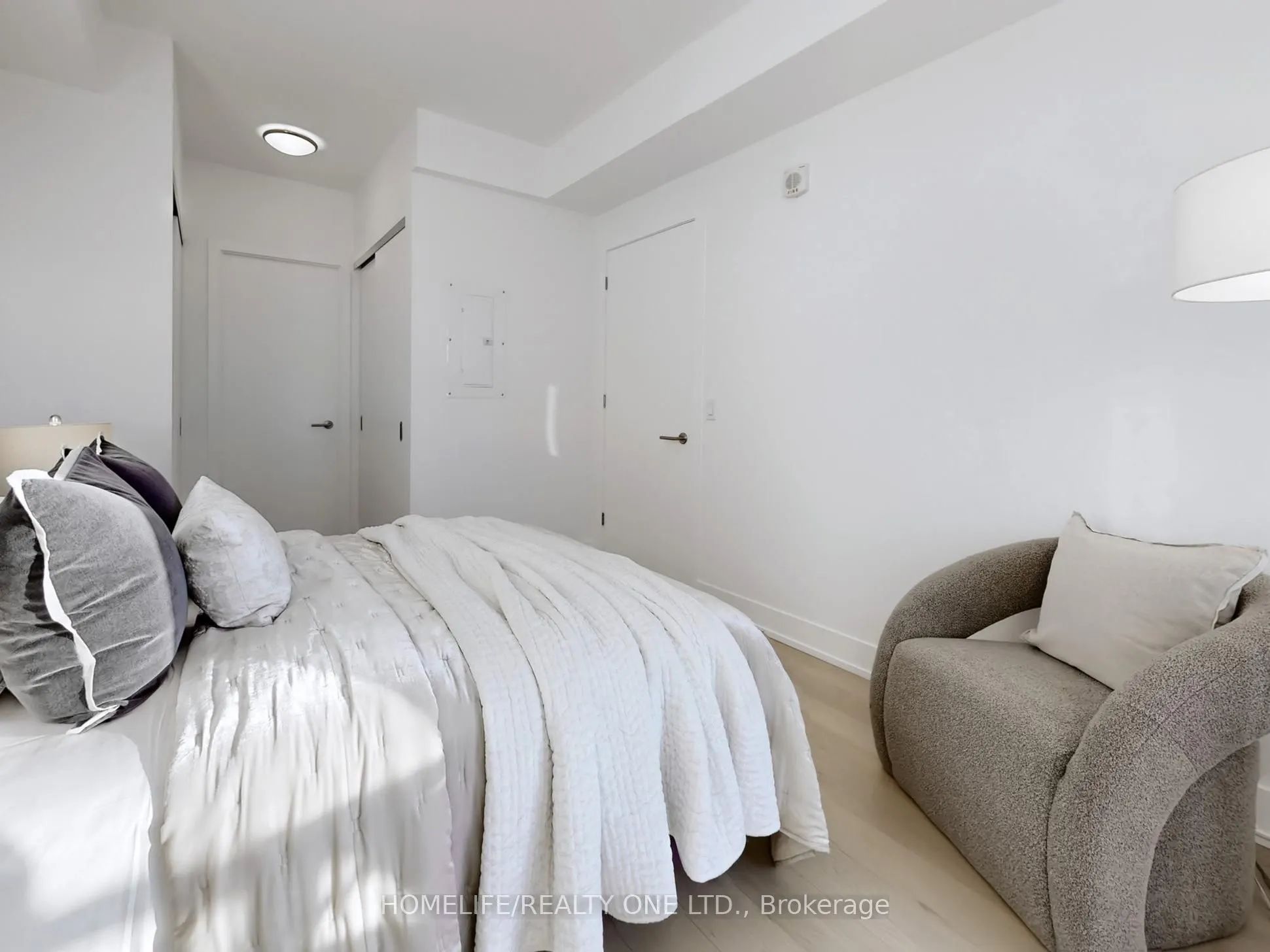 1331 Queen Street E, #402