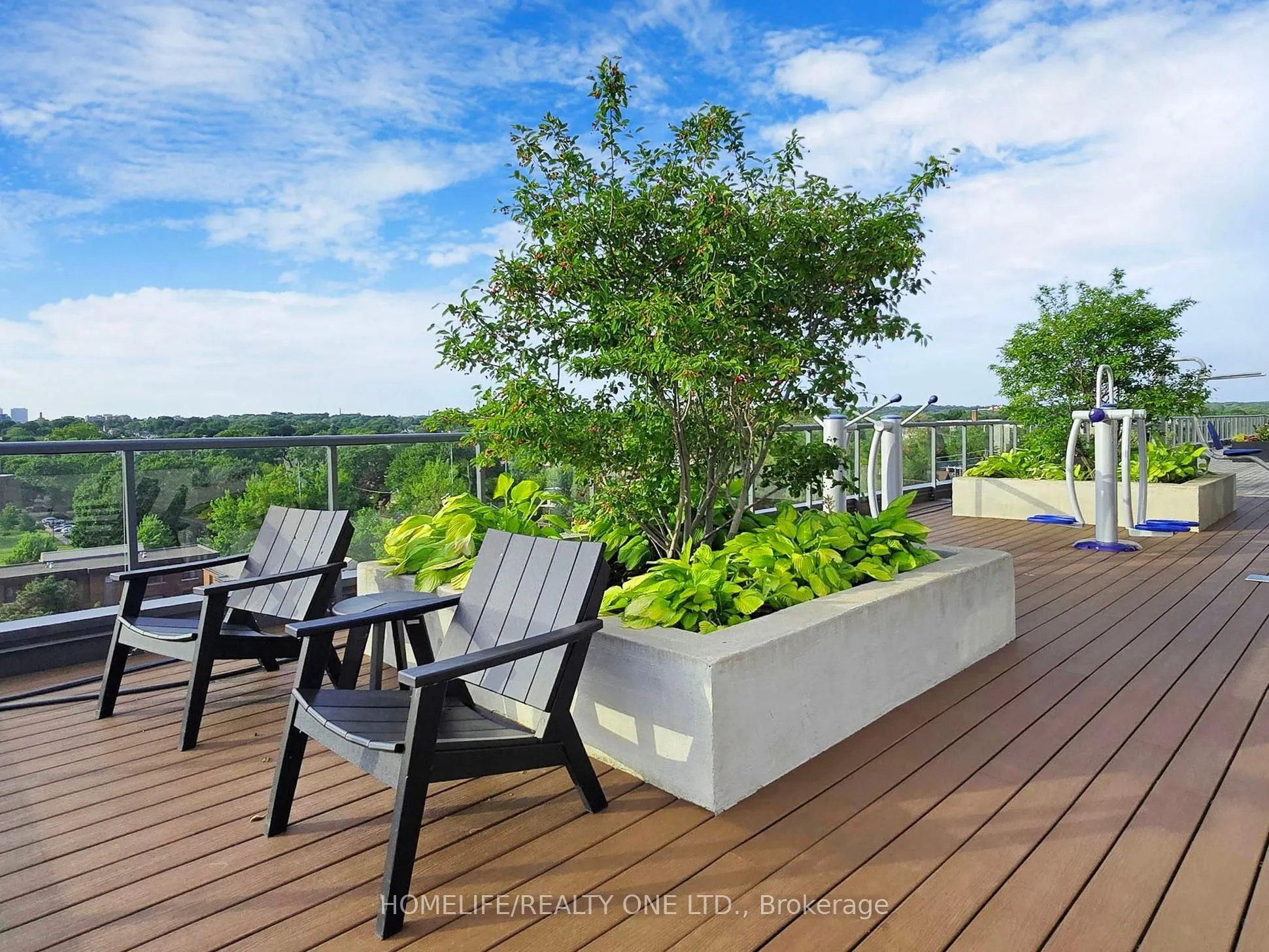 1331 Queen Street E, #402
