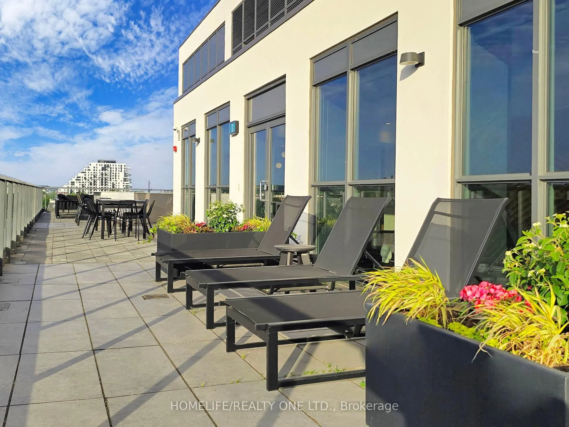 1331 Queen Street E, #402