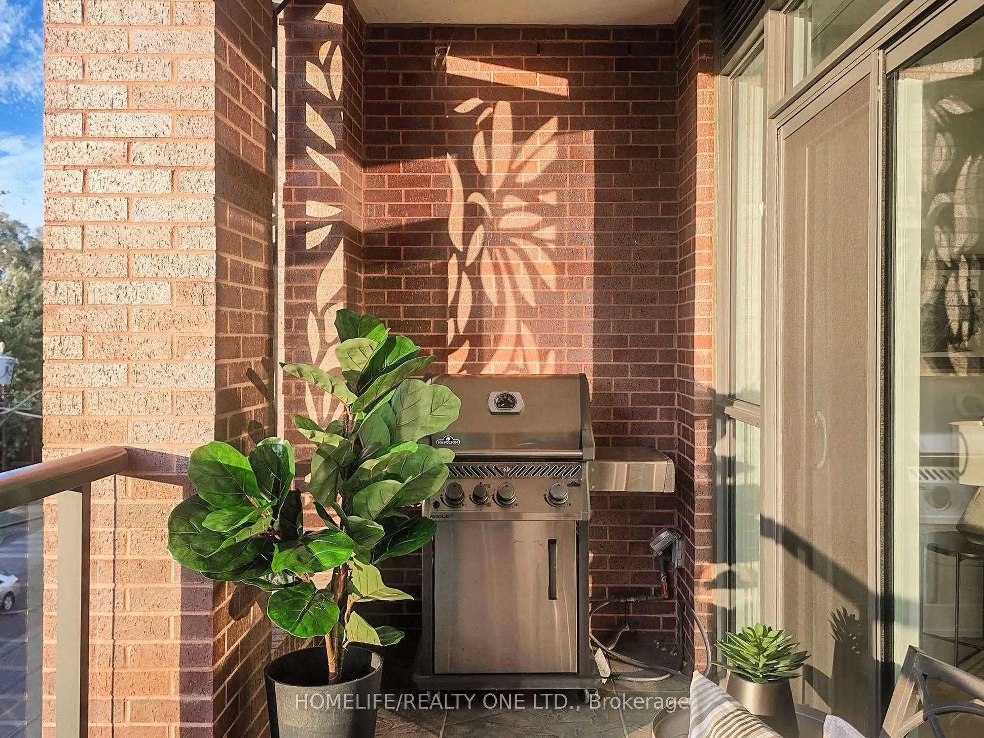 1331 Queen Street E, #402