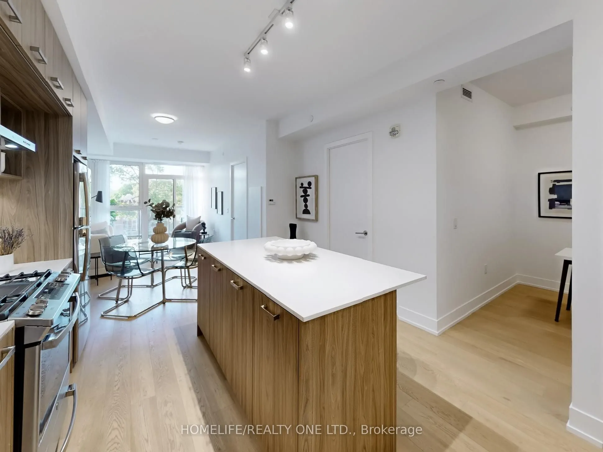 1331 Queen Street E, #402
