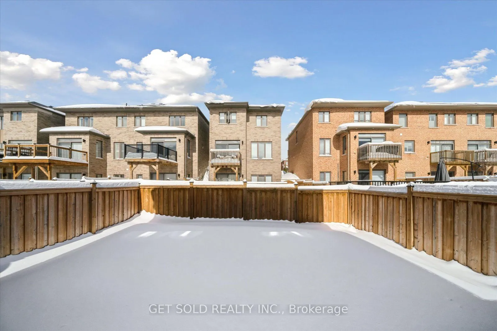 144 Vanier Street
