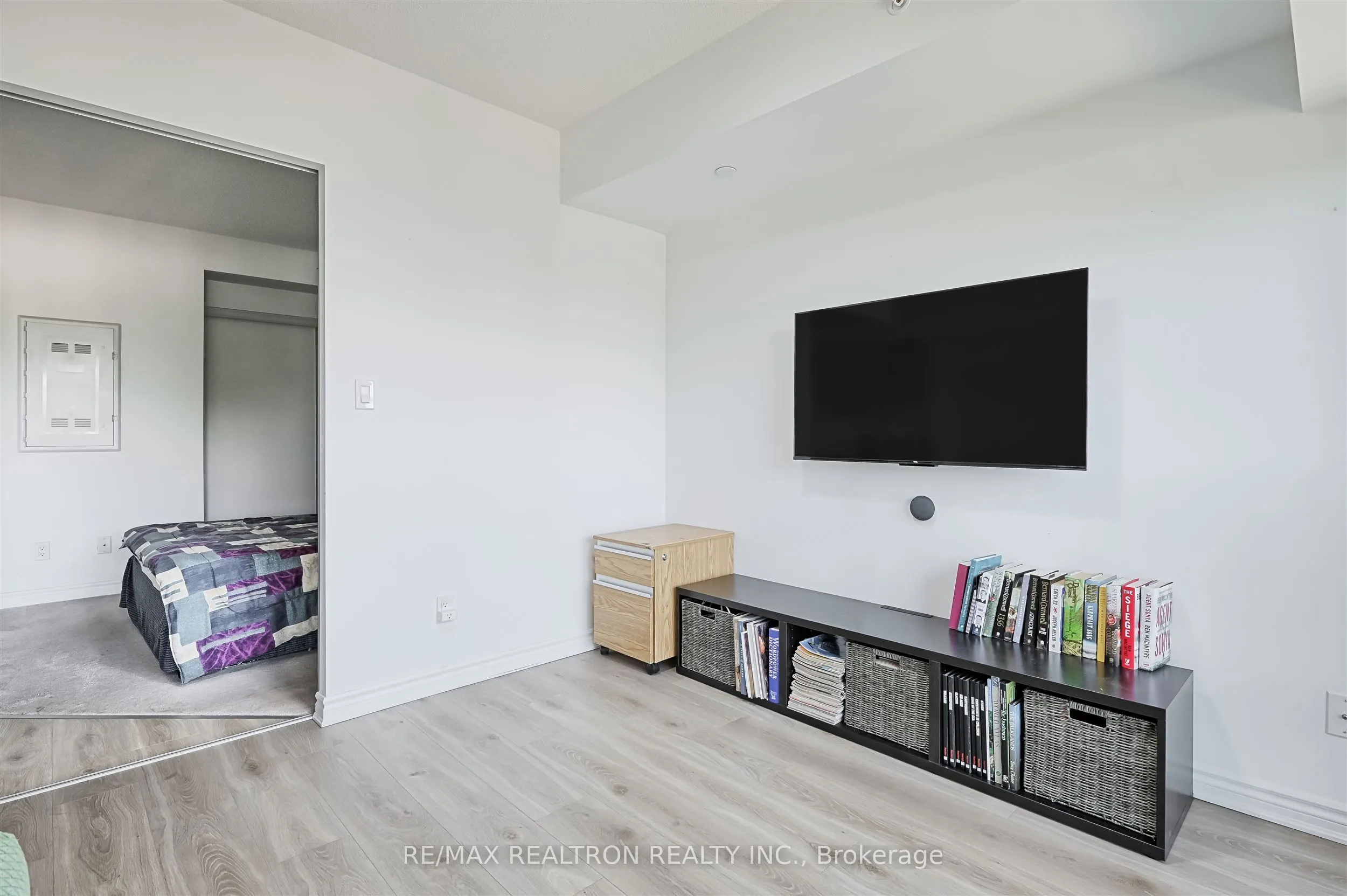 1 Falaise Road, #505