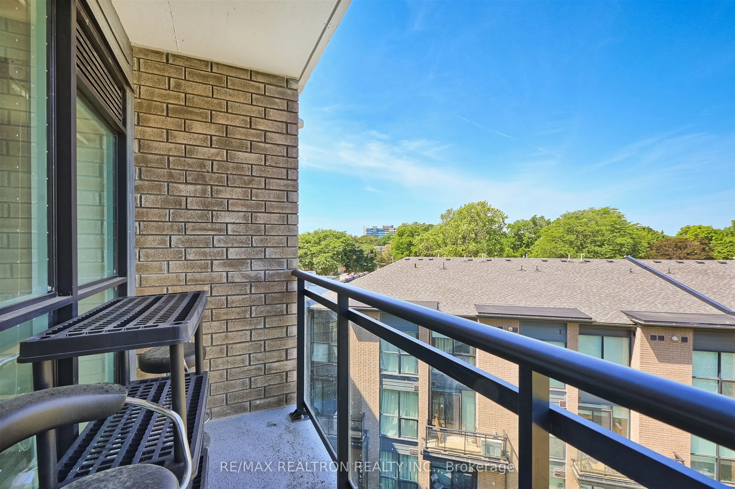 1 Falaise Road, #505