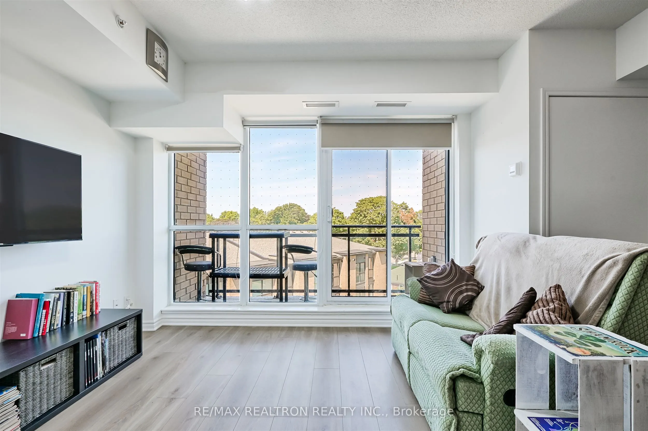 1 Falaise Road, #505