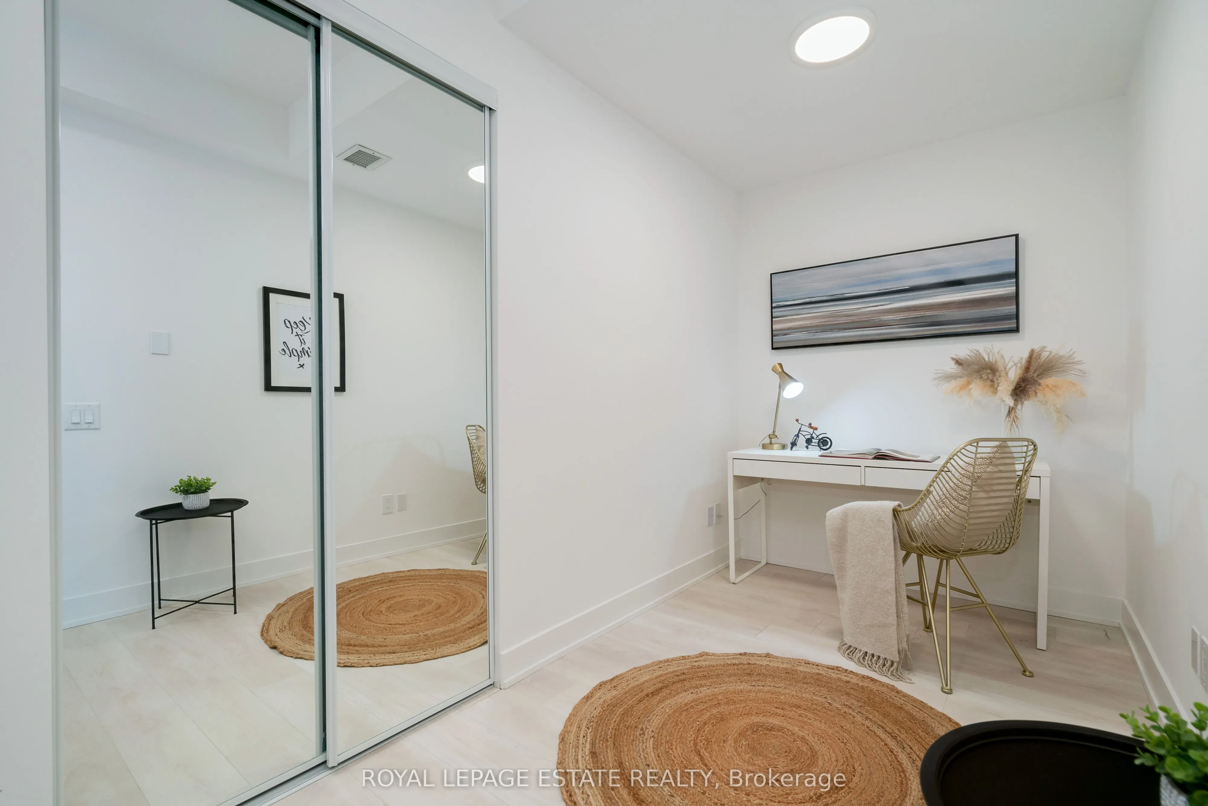 1285 Queen Street E, #404