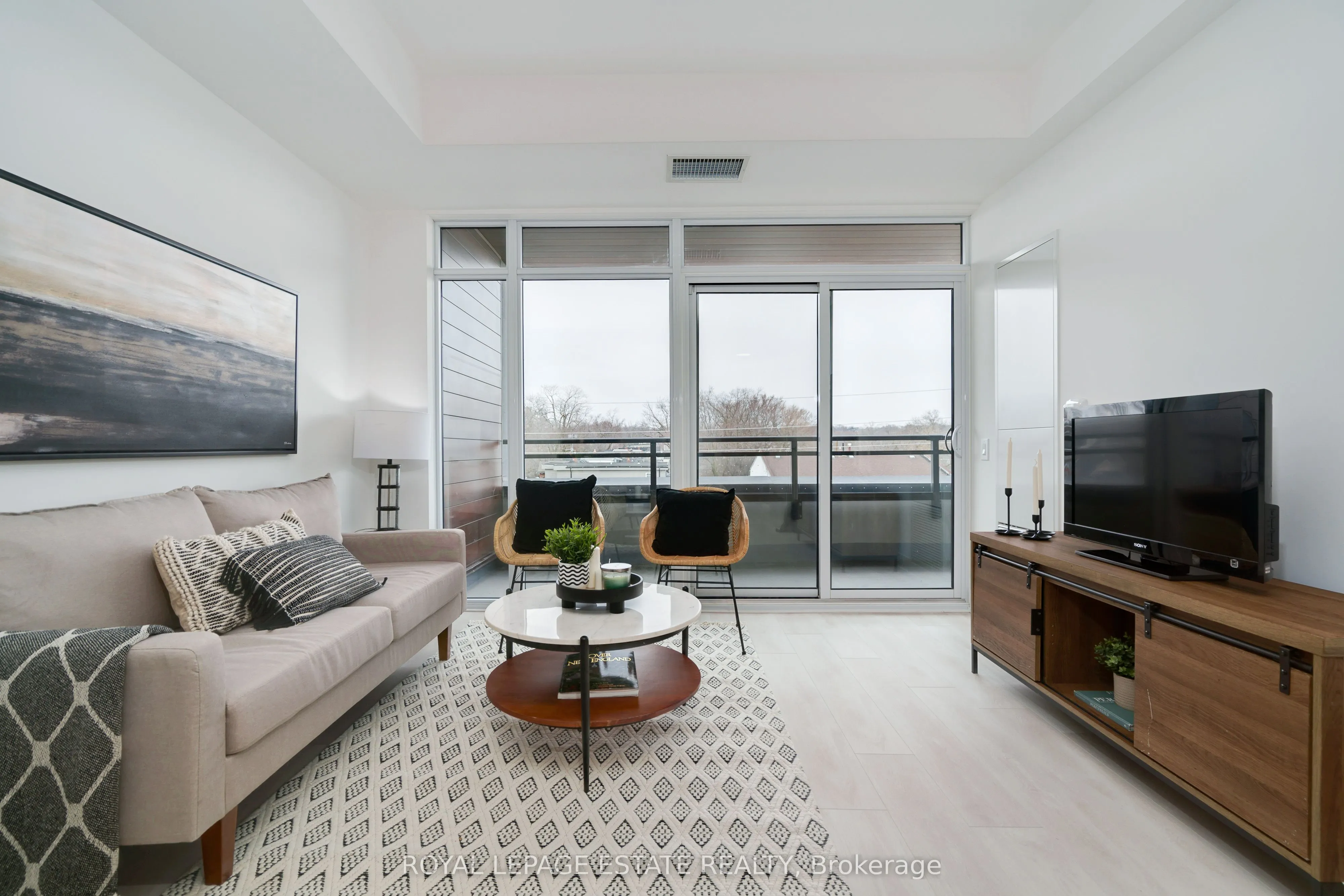 1285 Queen Street E, #404