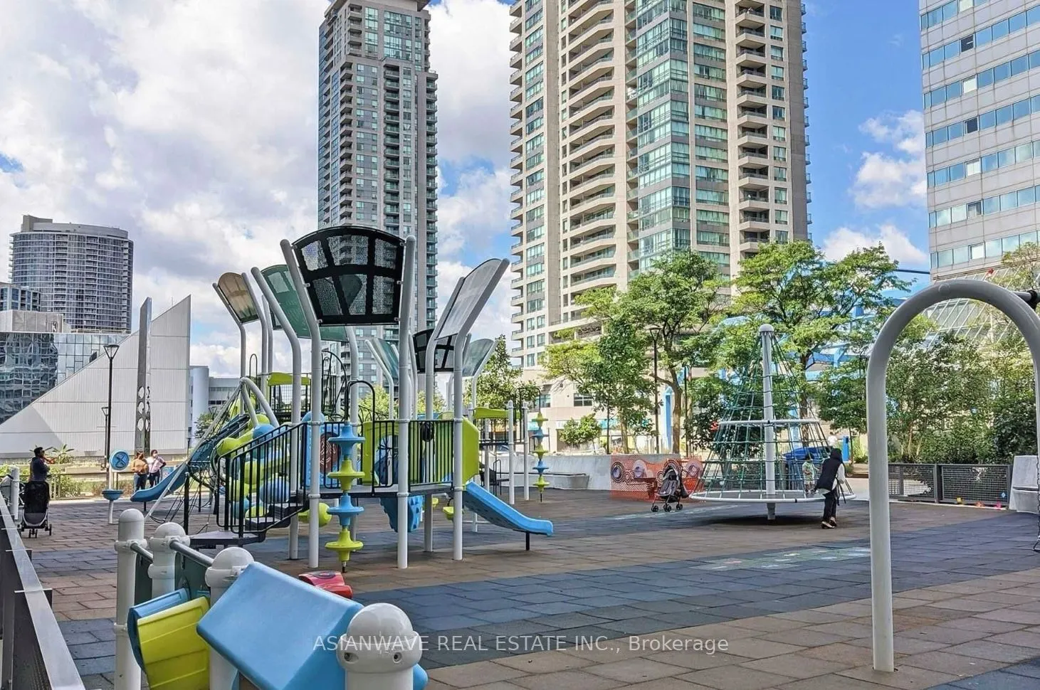 60 Town Centre Court, #1407