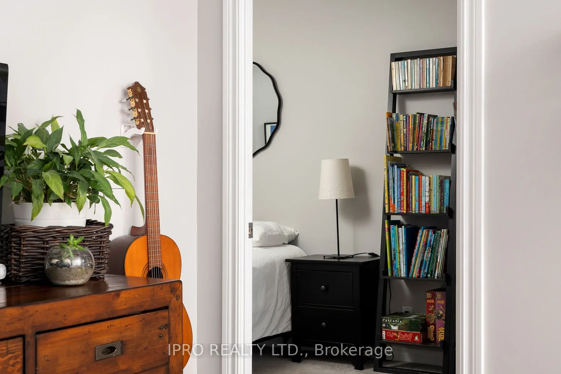 280 Donlands Avenue, #608