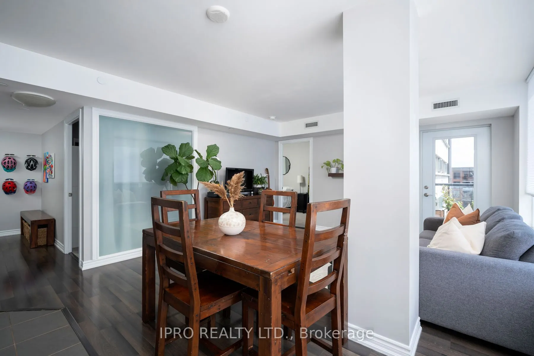 280 Donlands Avenue, #608