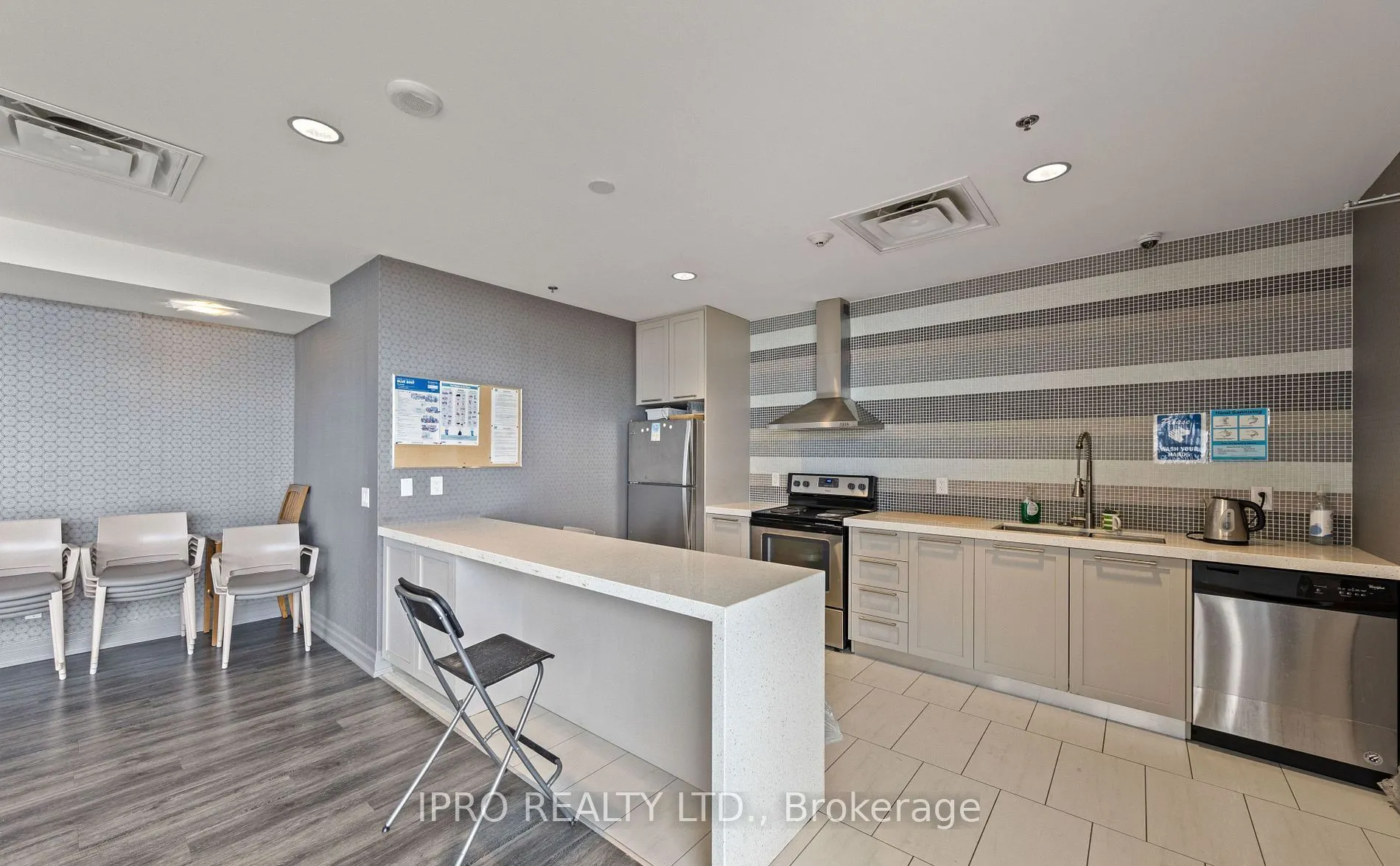 280 Donlands Avenue, #608