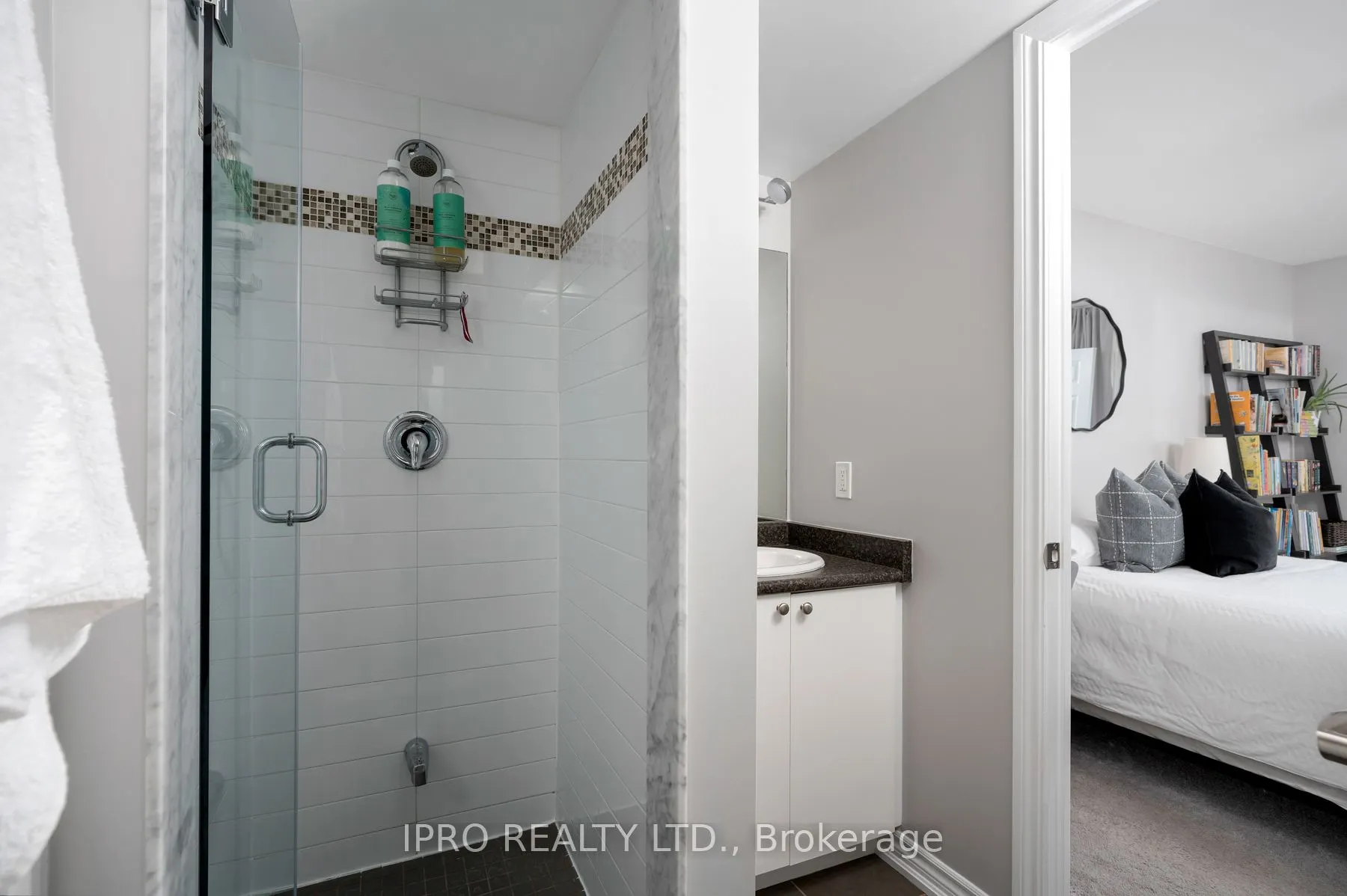 280 Donlands Avenue, #608