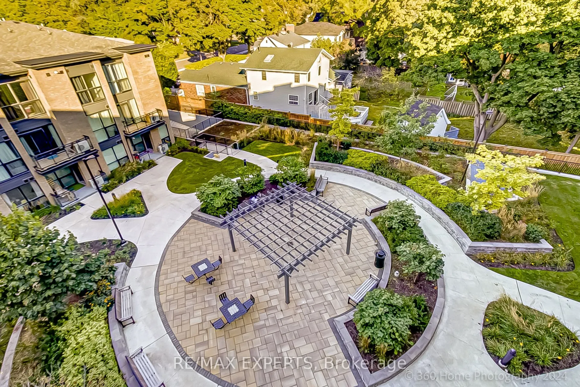 1 Falaise Road, #415