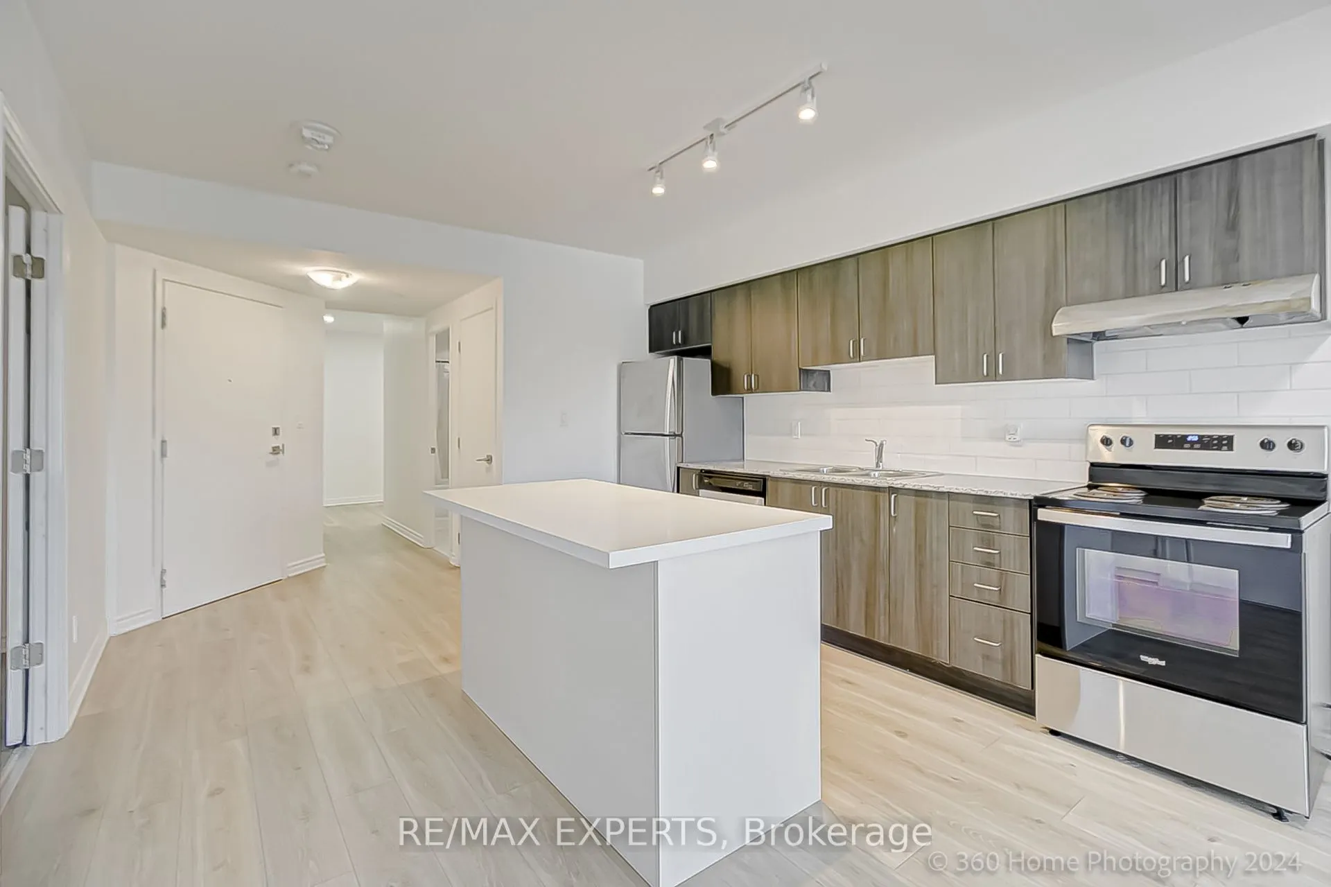 1 Falaise Road, #415