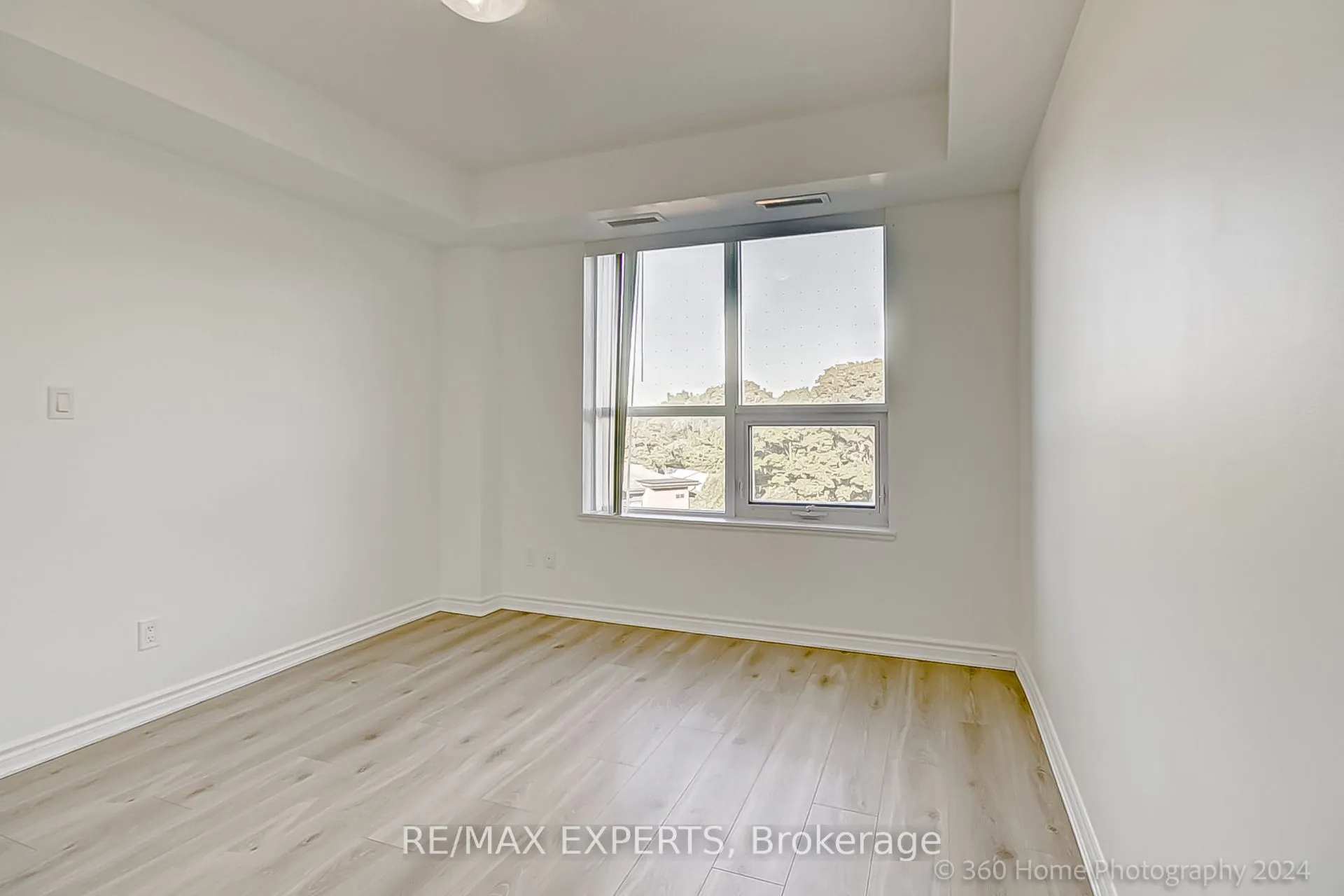 1 Falaise Road, #415