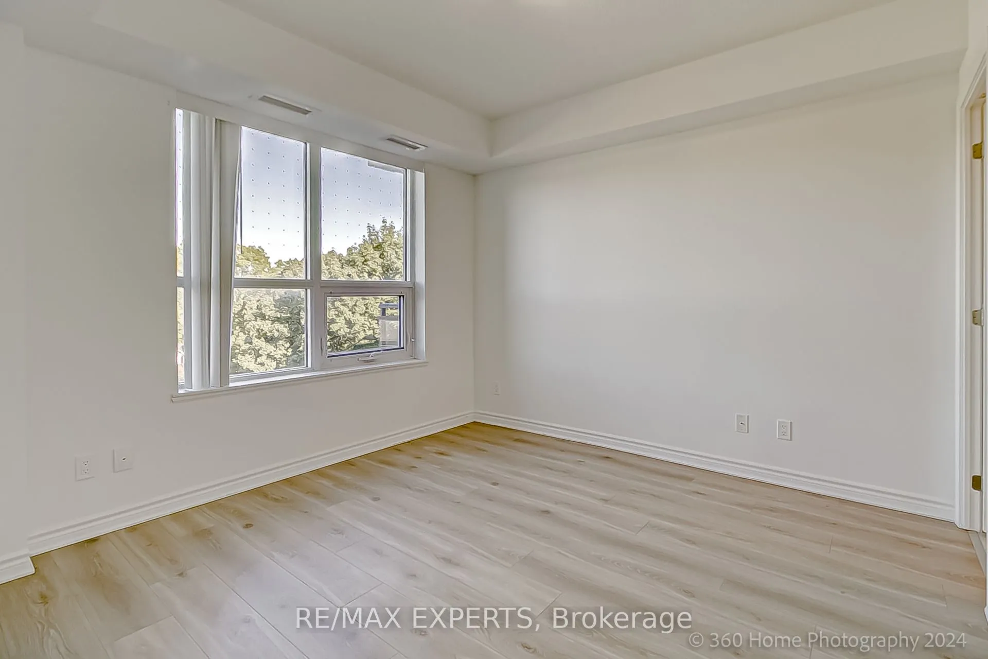 1 Falaise Road, #415