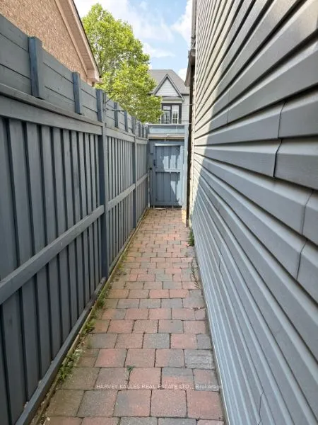 15 Brandwood Square, #Lower