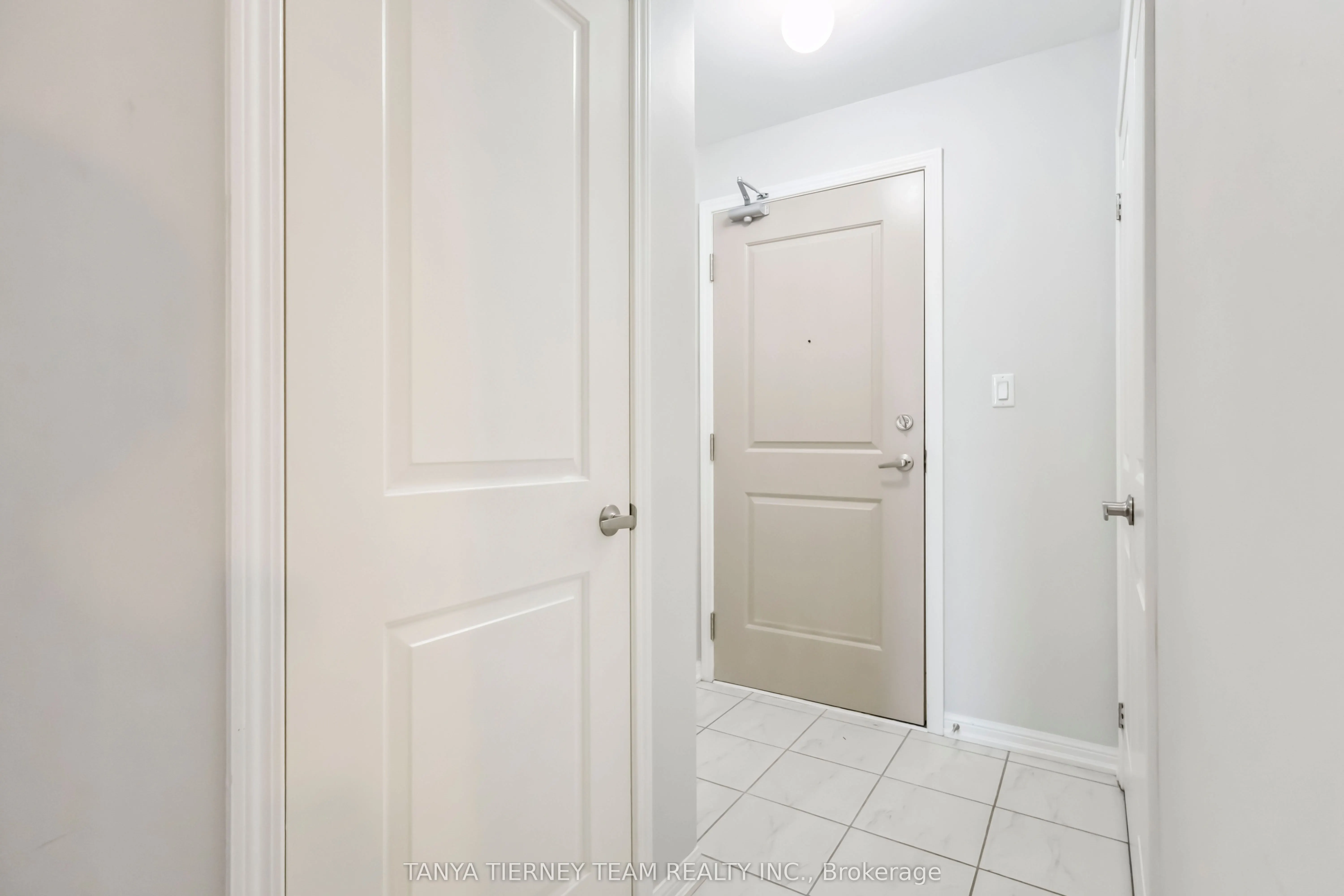 84 Aspen Springs Drive, #404