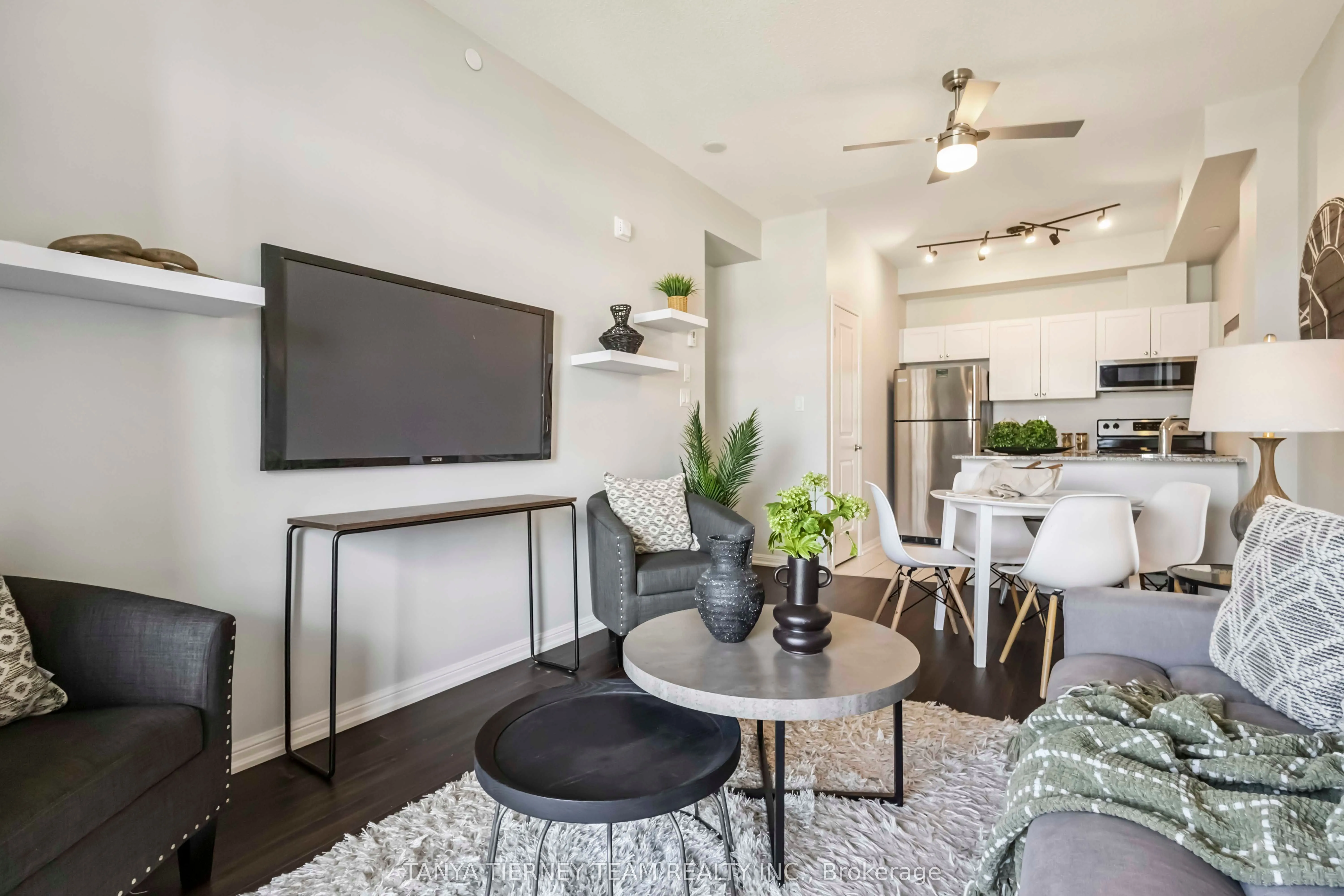 84 Aspen Springs Drive, #404