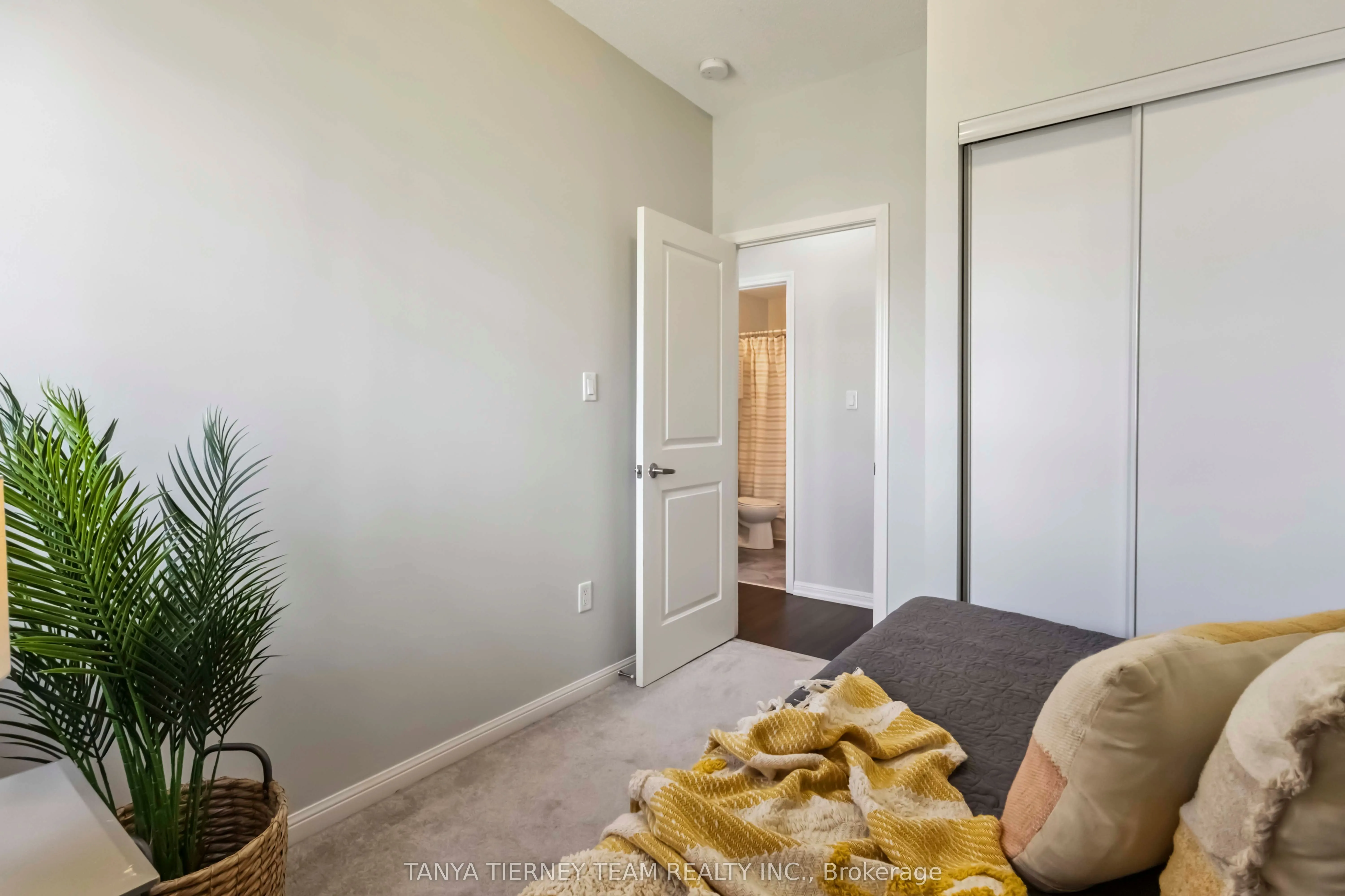 84 Aspen Springs Drive, #404