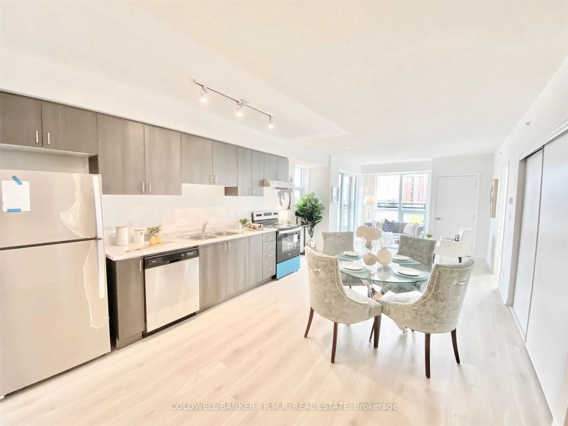 1 Falaise Road, #615