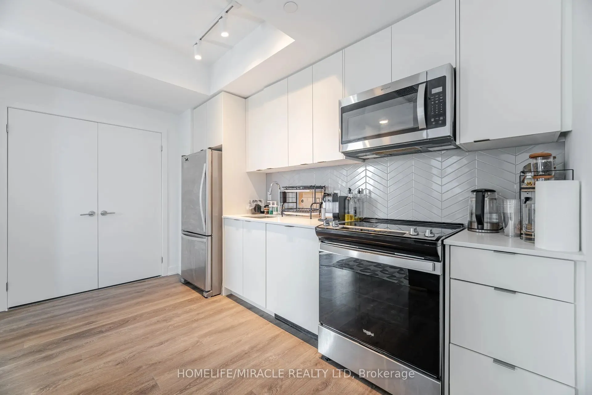 1604 Charles Street, #114