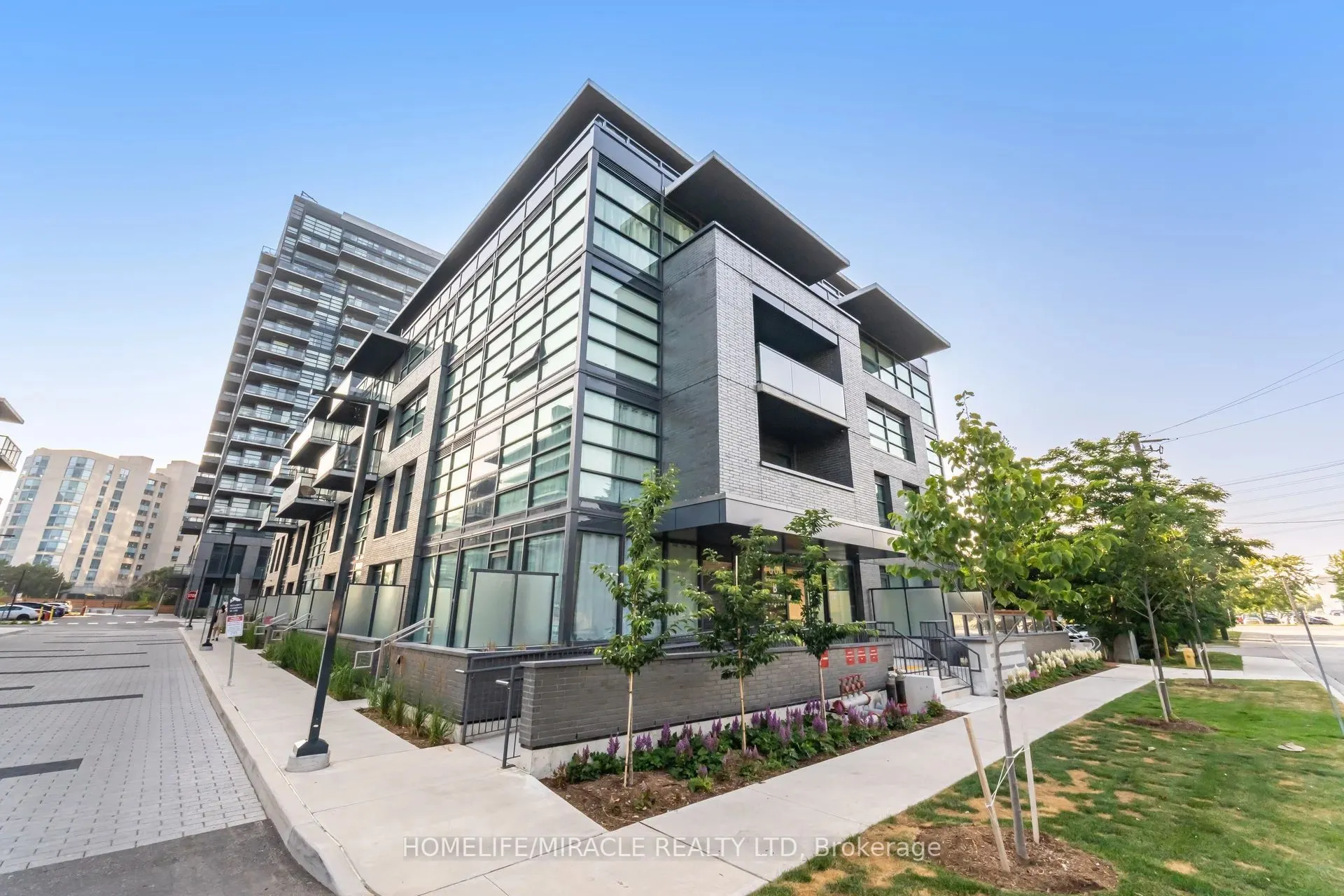 1604 Charles Street, #114