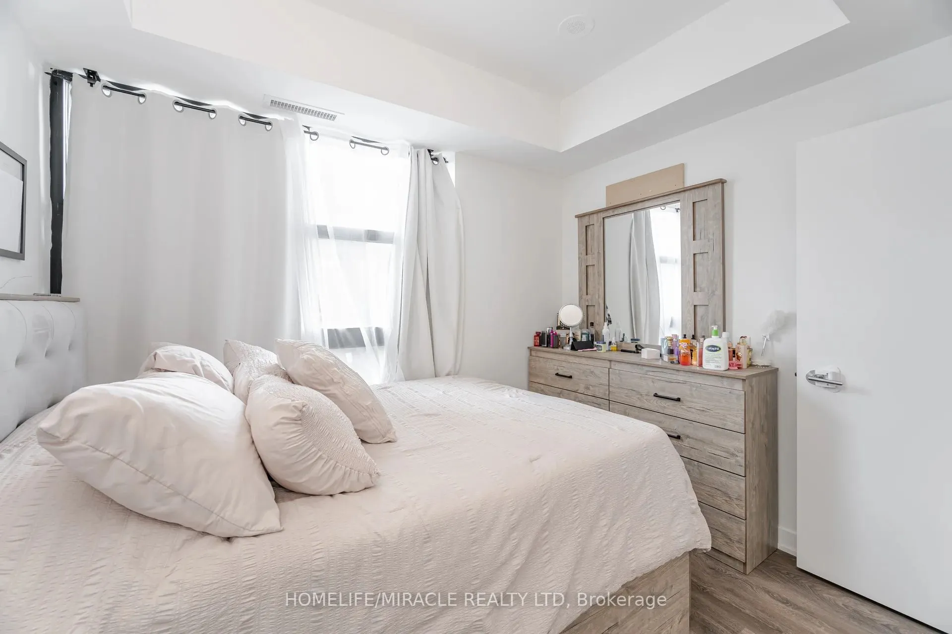 1604 Charles Street, #114