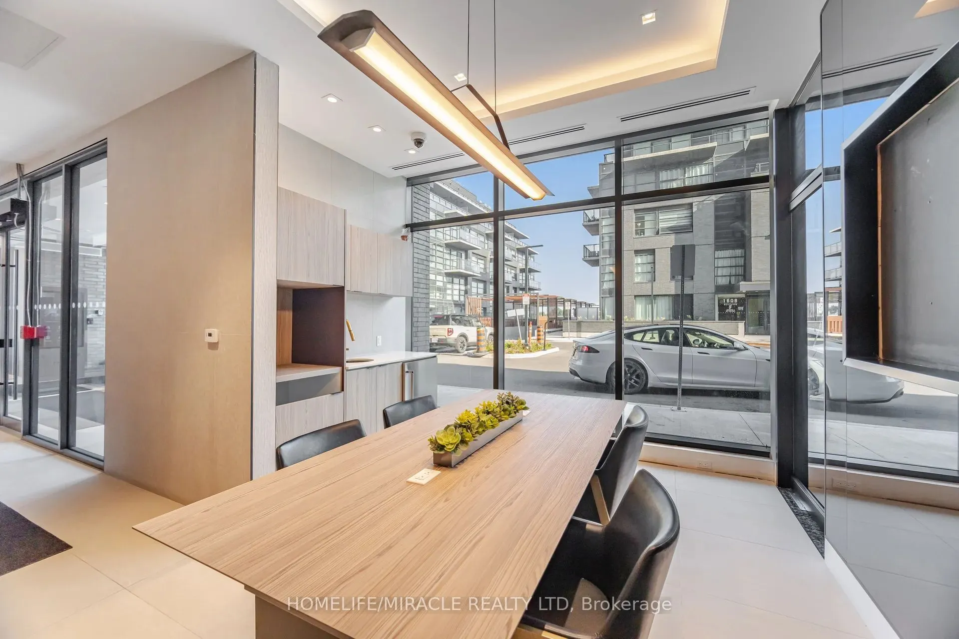 1604 Charles Street, #114