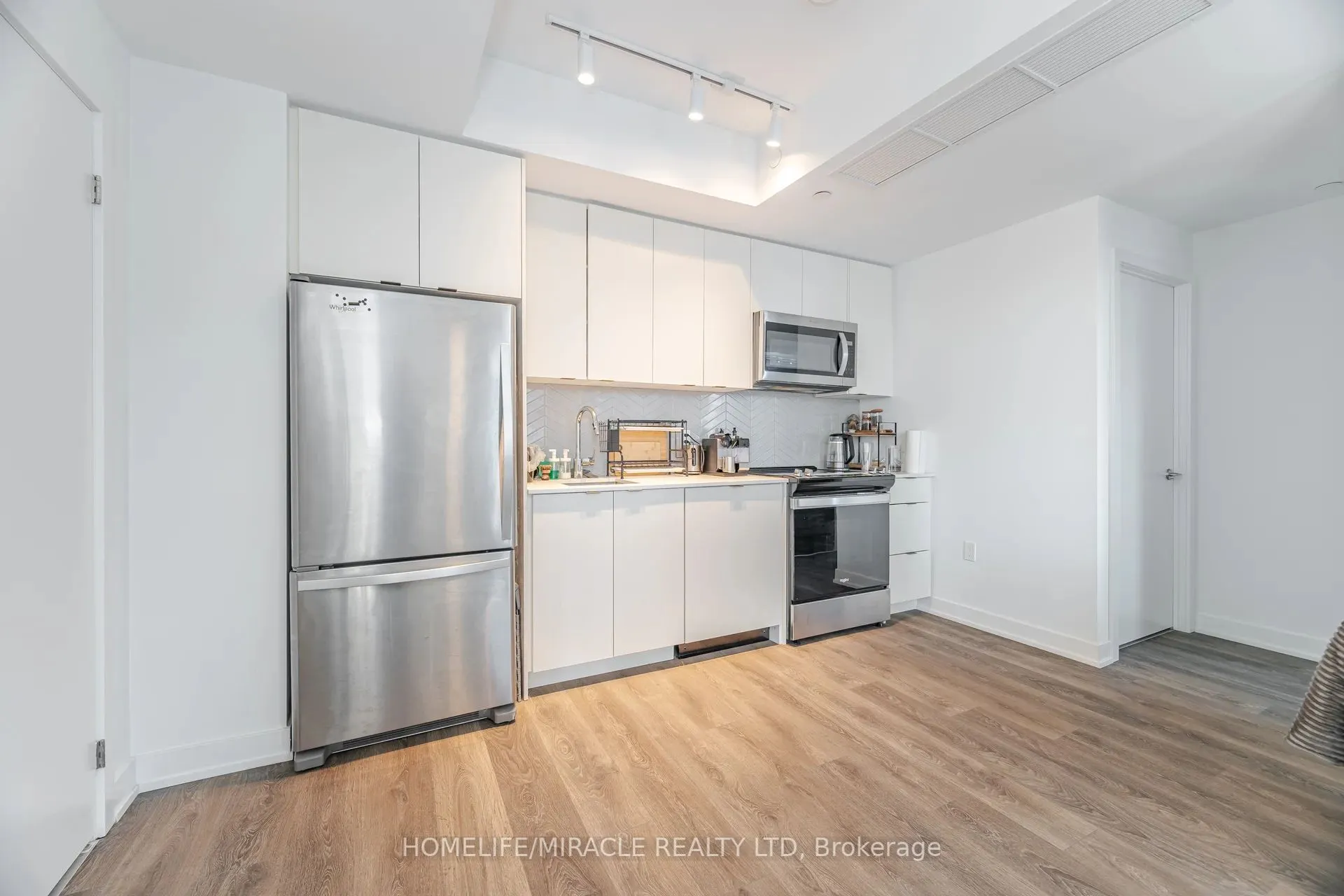 1604 Charles Street, #114