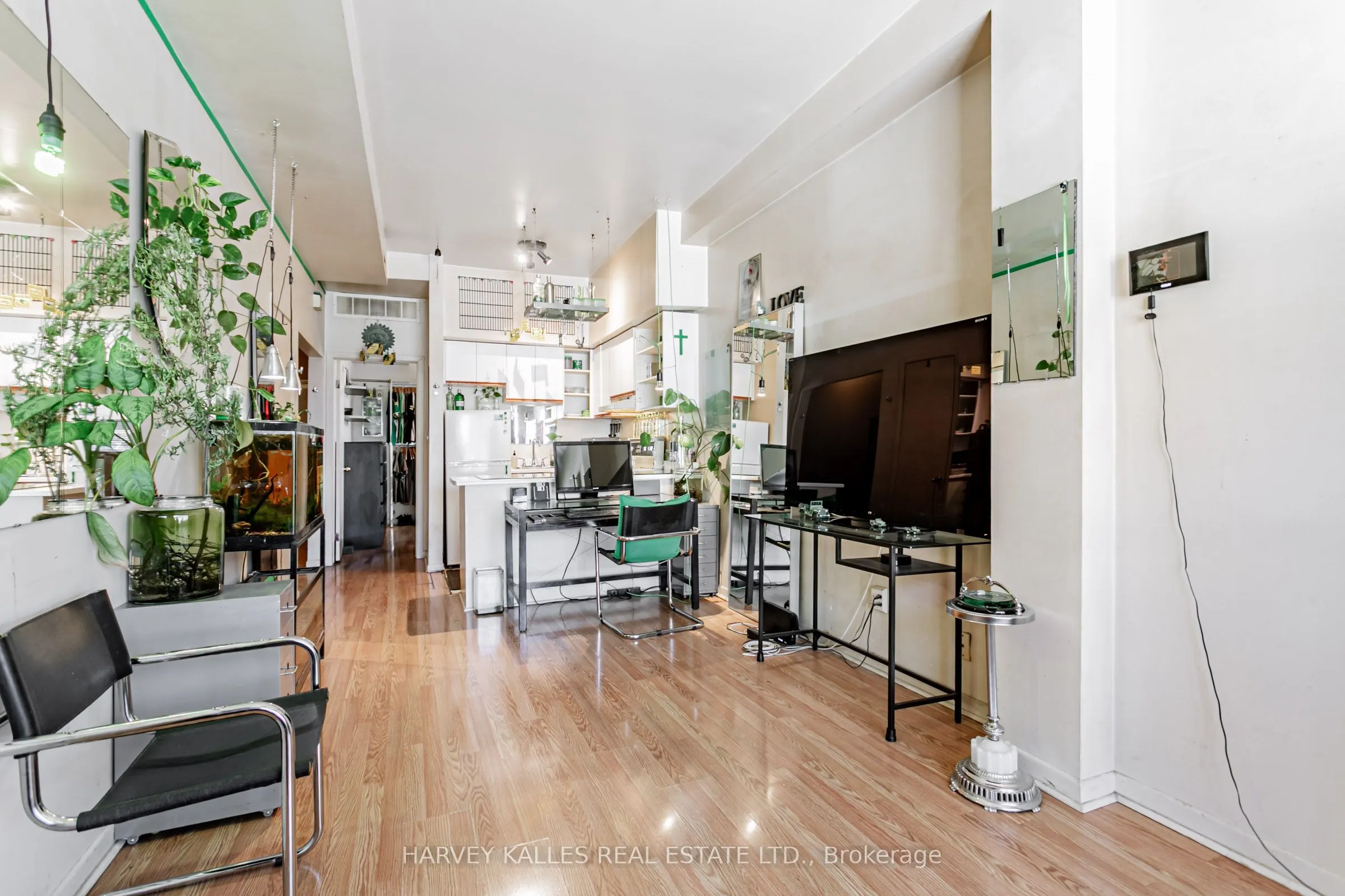343 Greenwood Avenue