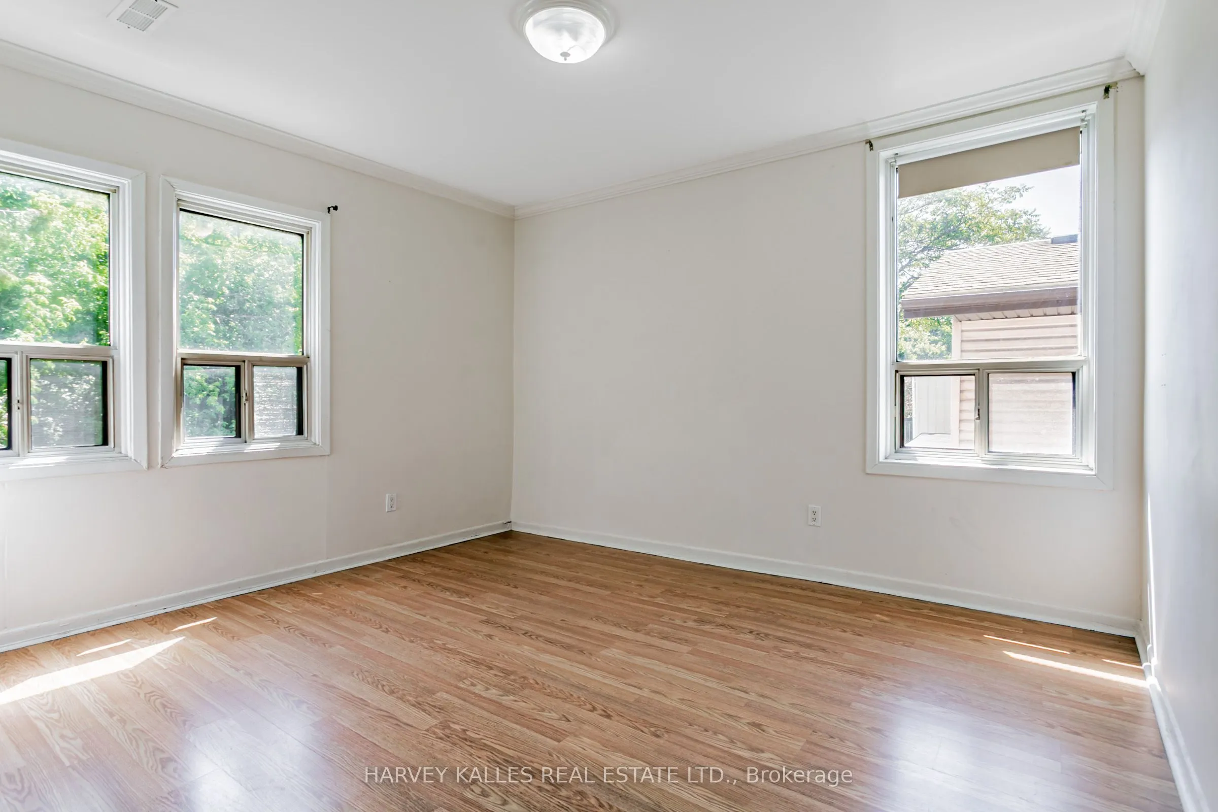 343 Greenwood Avenue