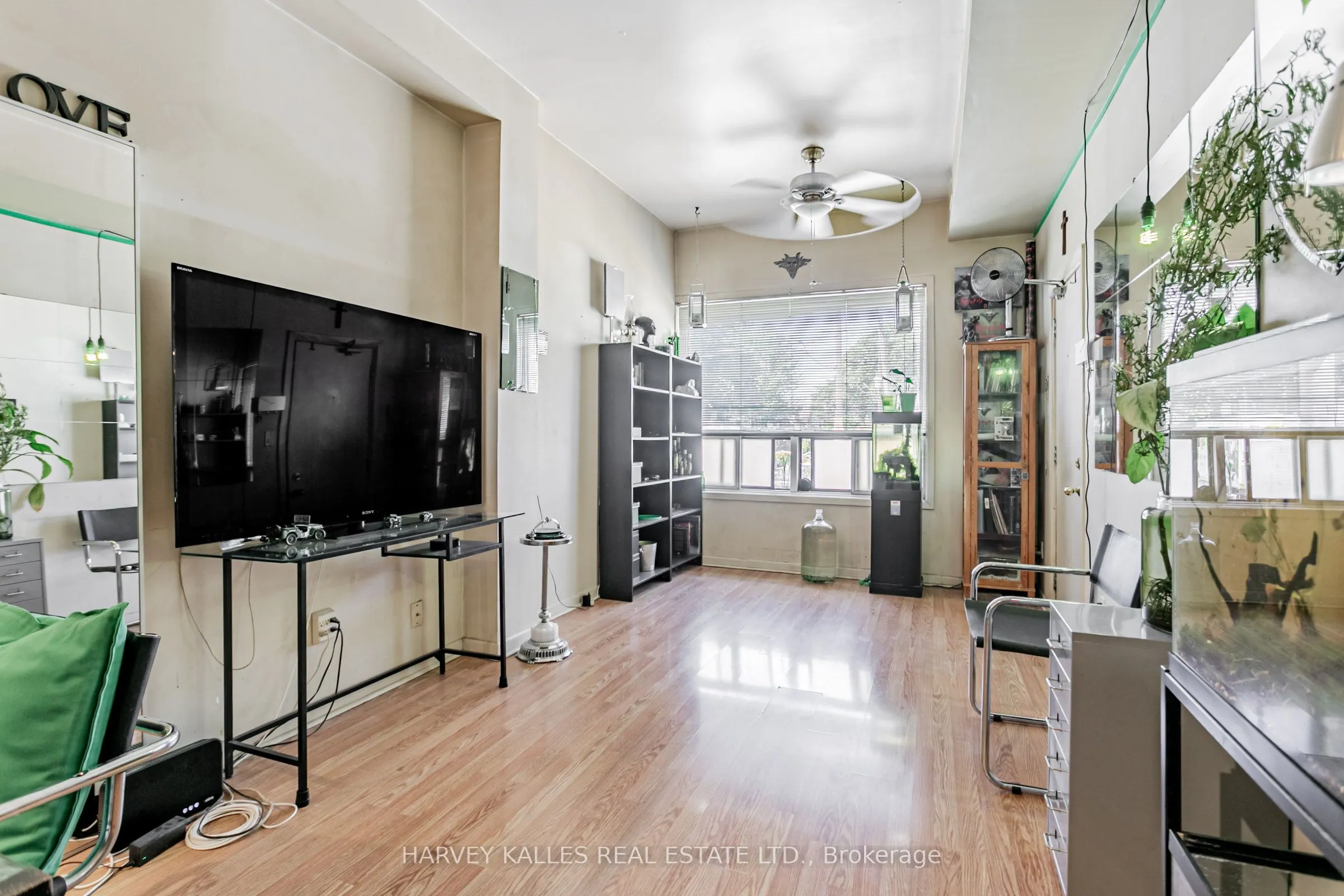 343 Greenwood Avenue