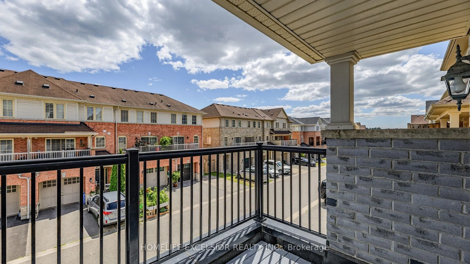 499 Rossland Road