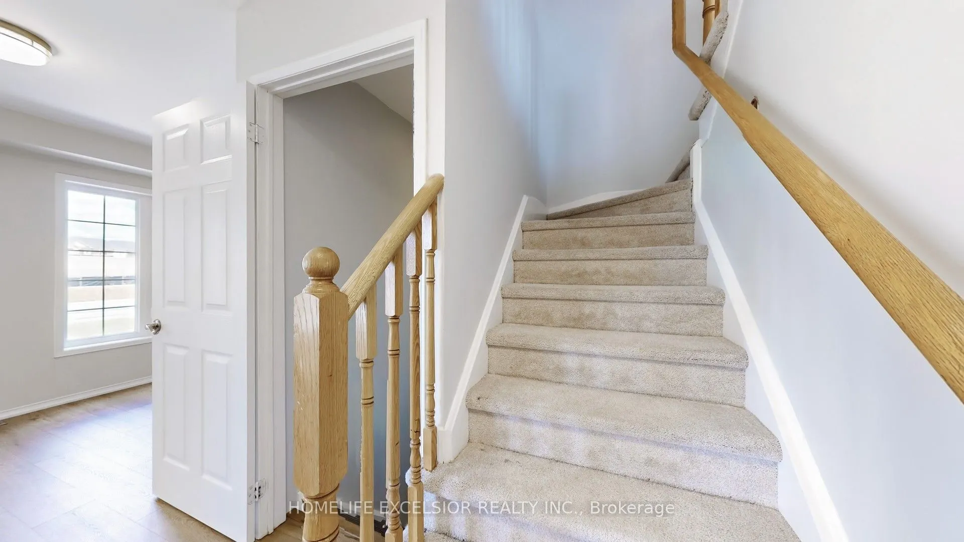 499 Rossland Road