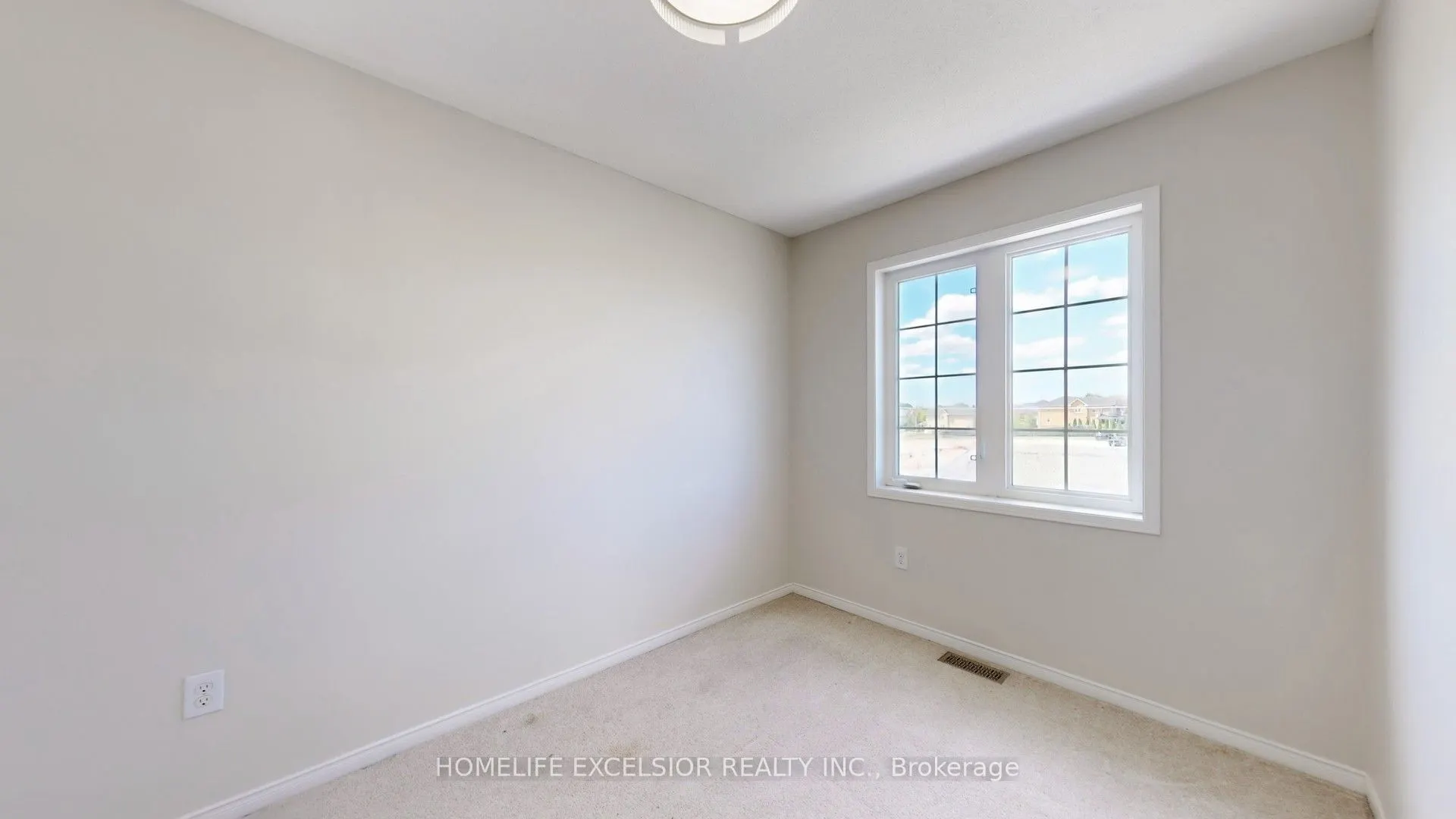 499 Rossland Road