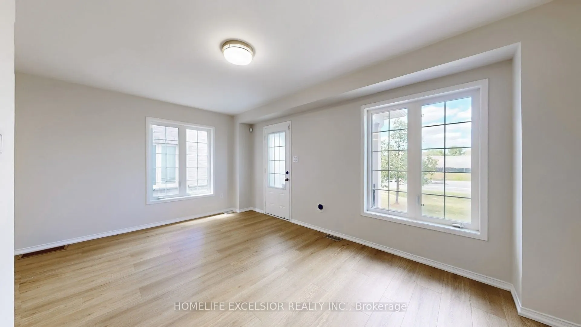 499 Rossland Road