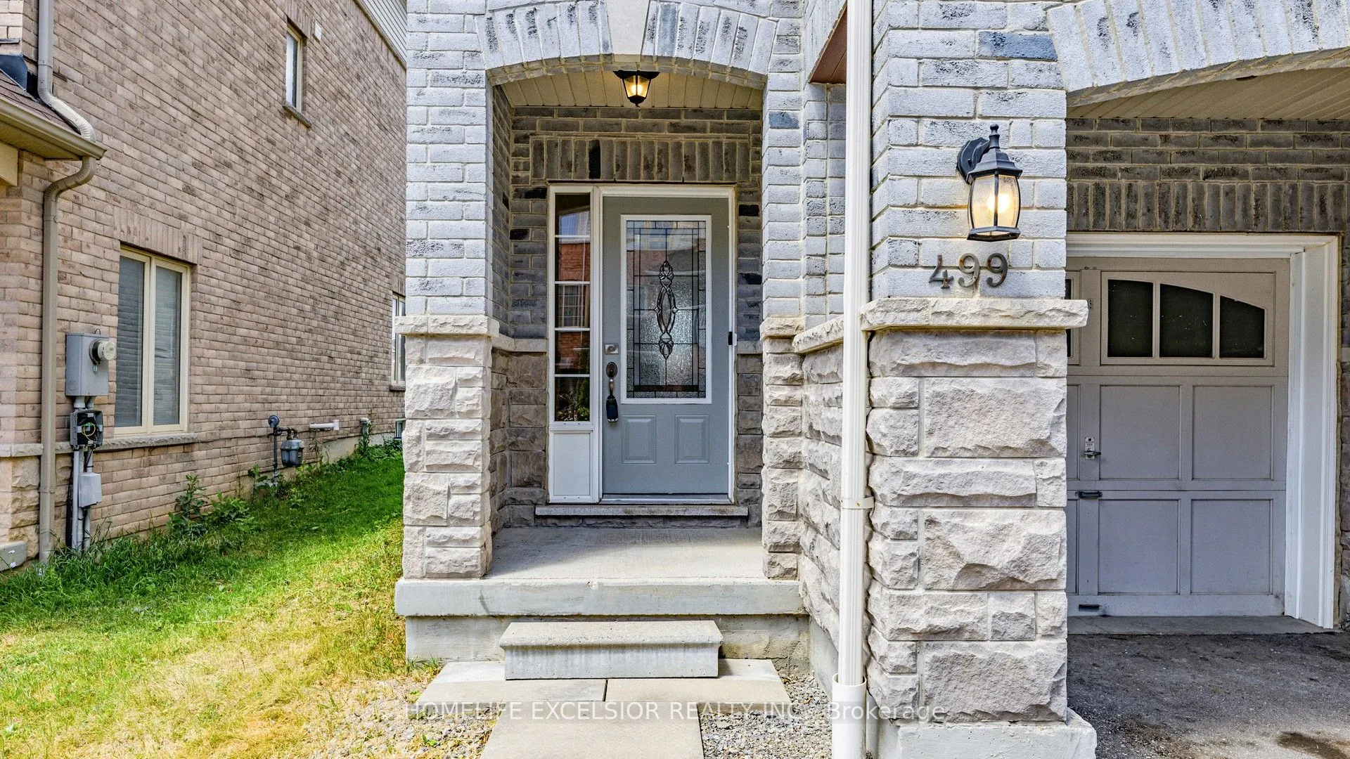 499 Rossland Road