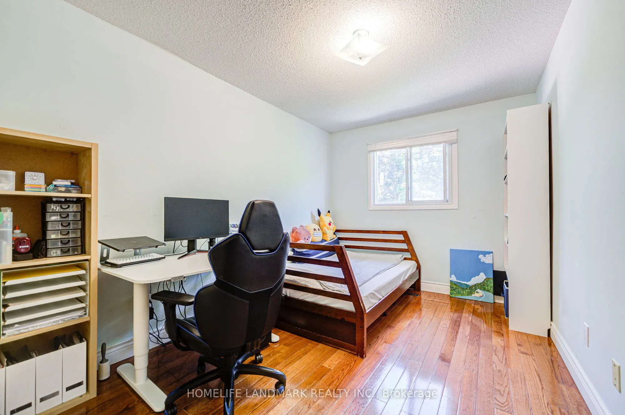 177 Roxanne Crescent