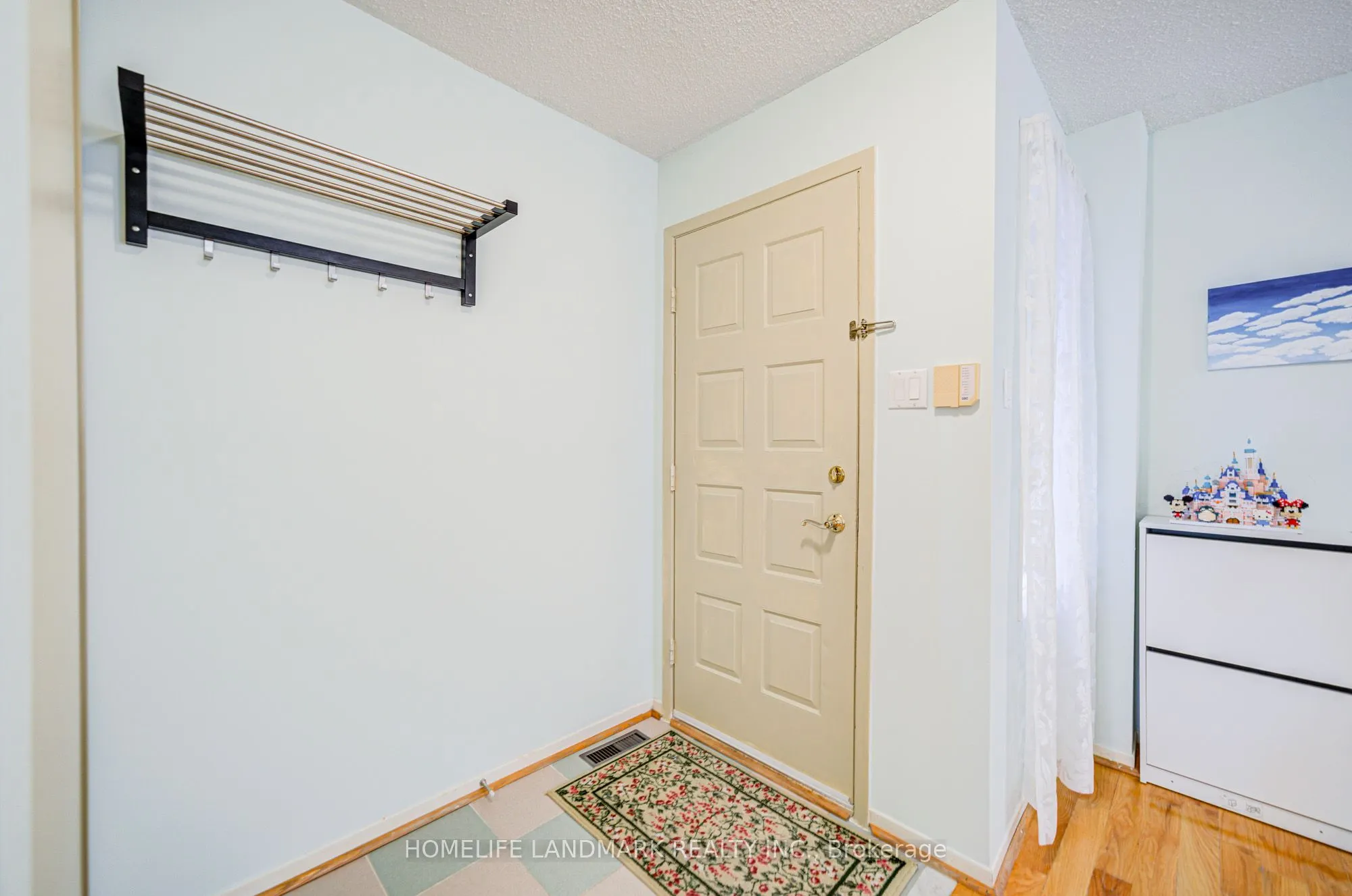 177 Roxanne Crescent