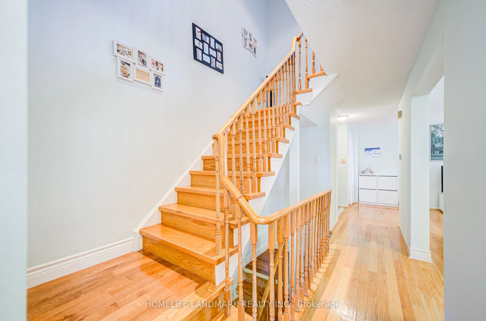 177 Roxanne Crescent
