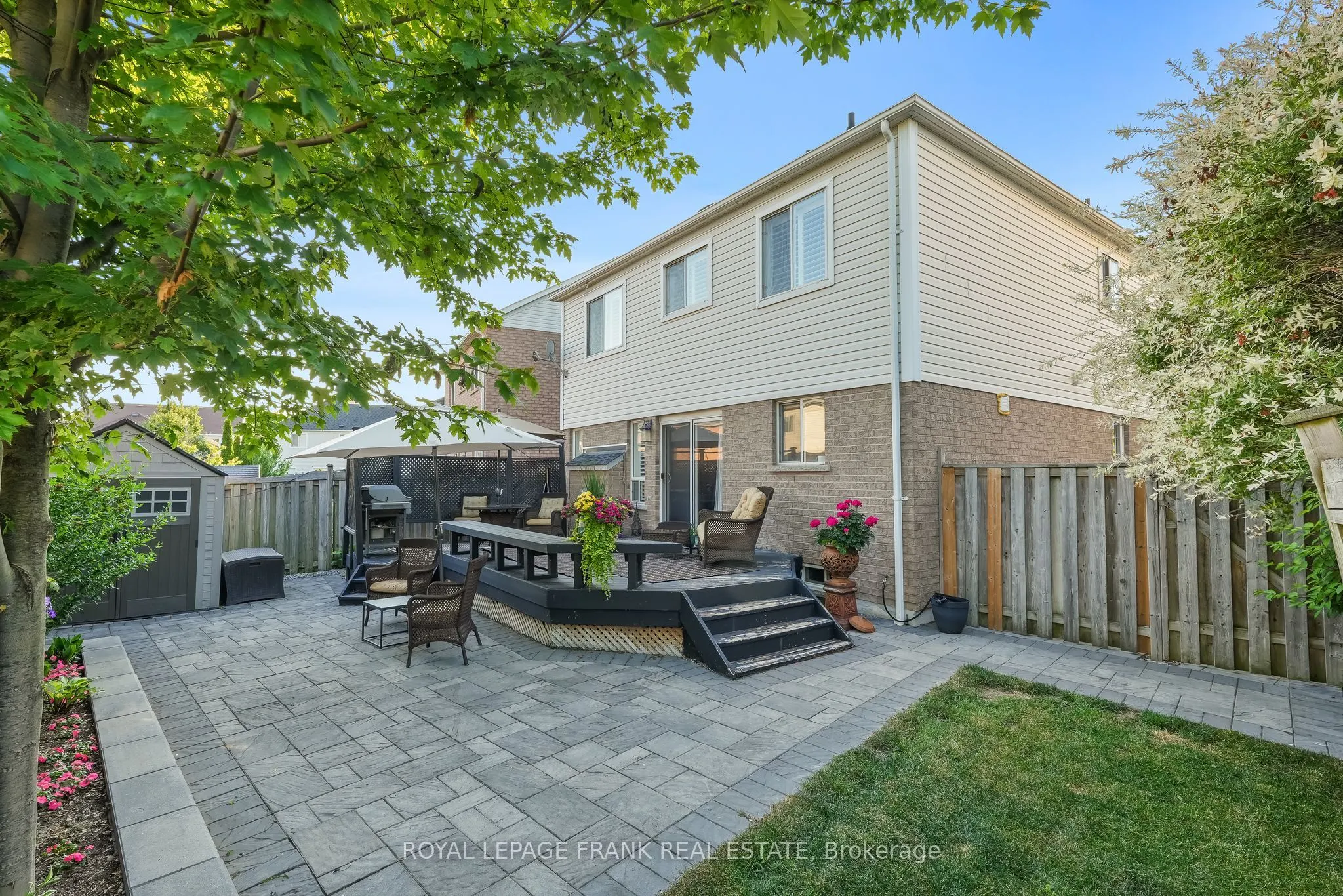 9 Holloway Drive