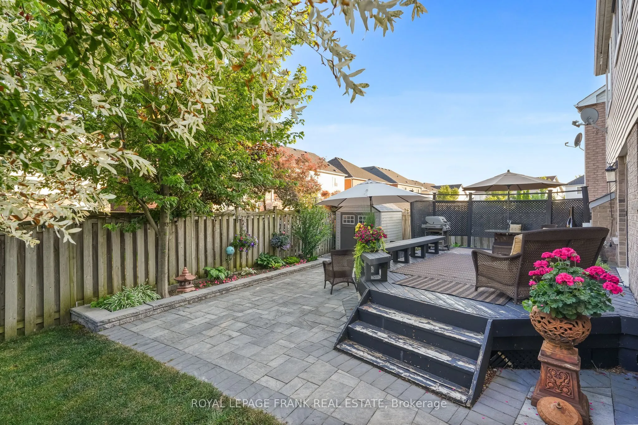 9 Holloway Drive