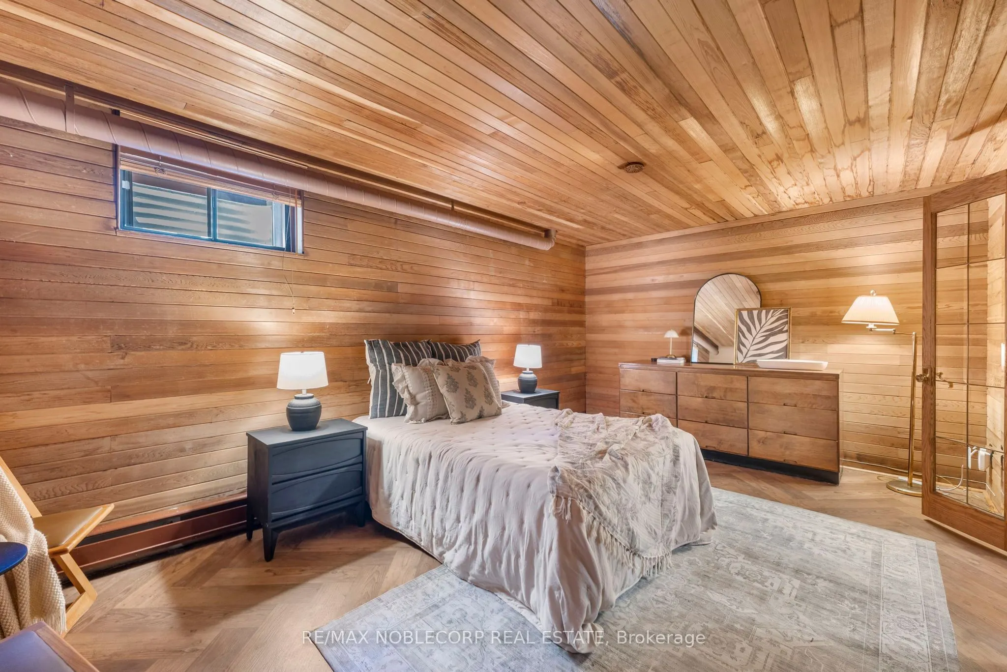 3435 Greenwood Road