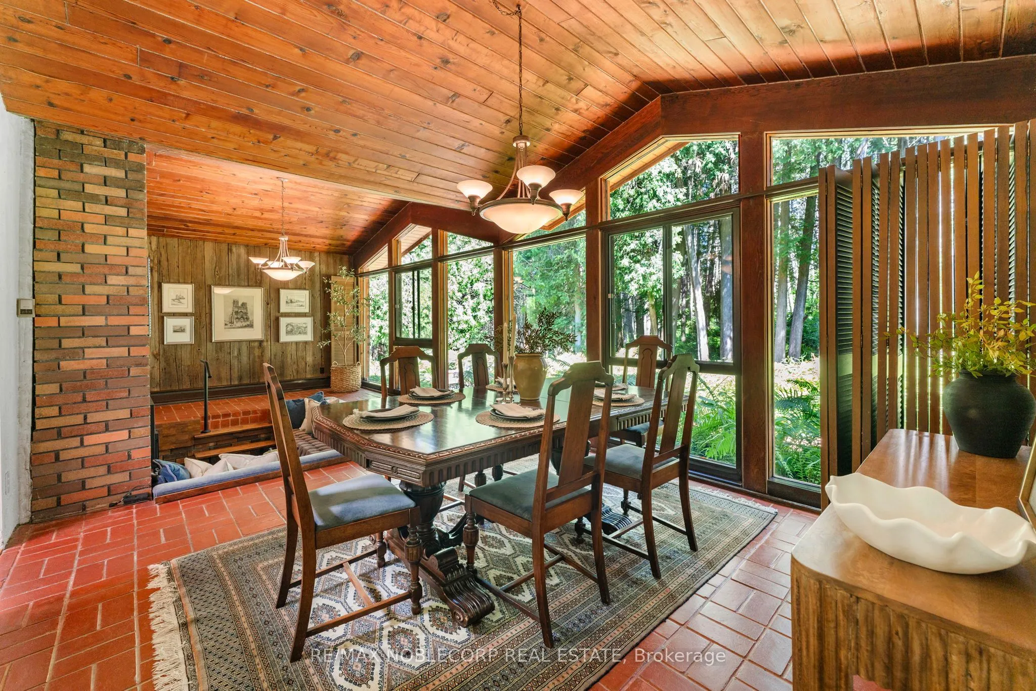 3435 Greenwood Road