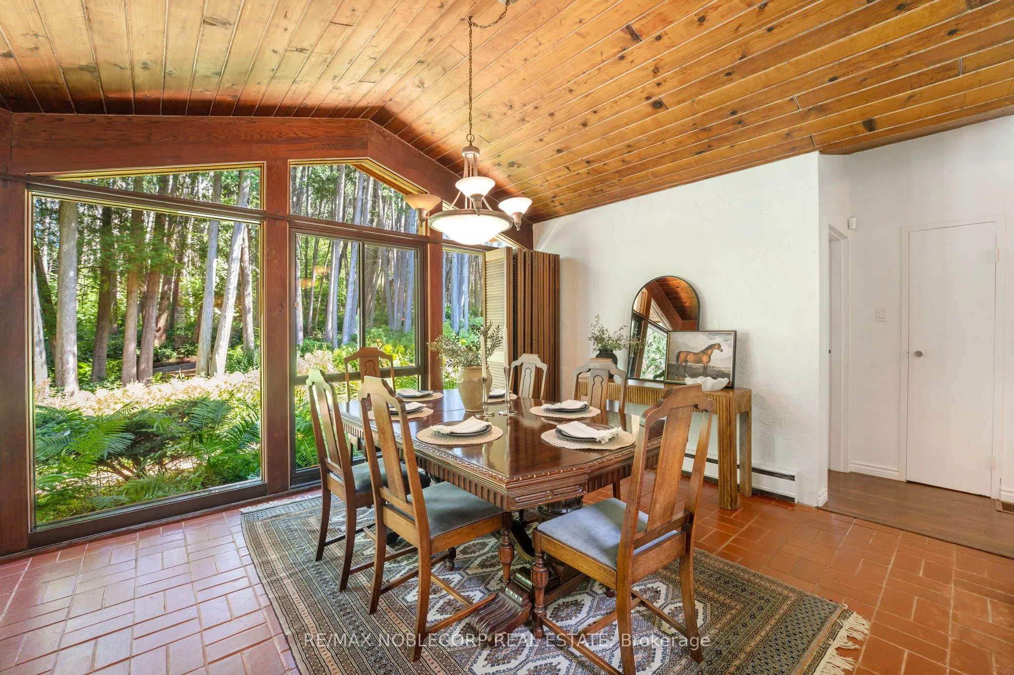3435 Greenwood Road
