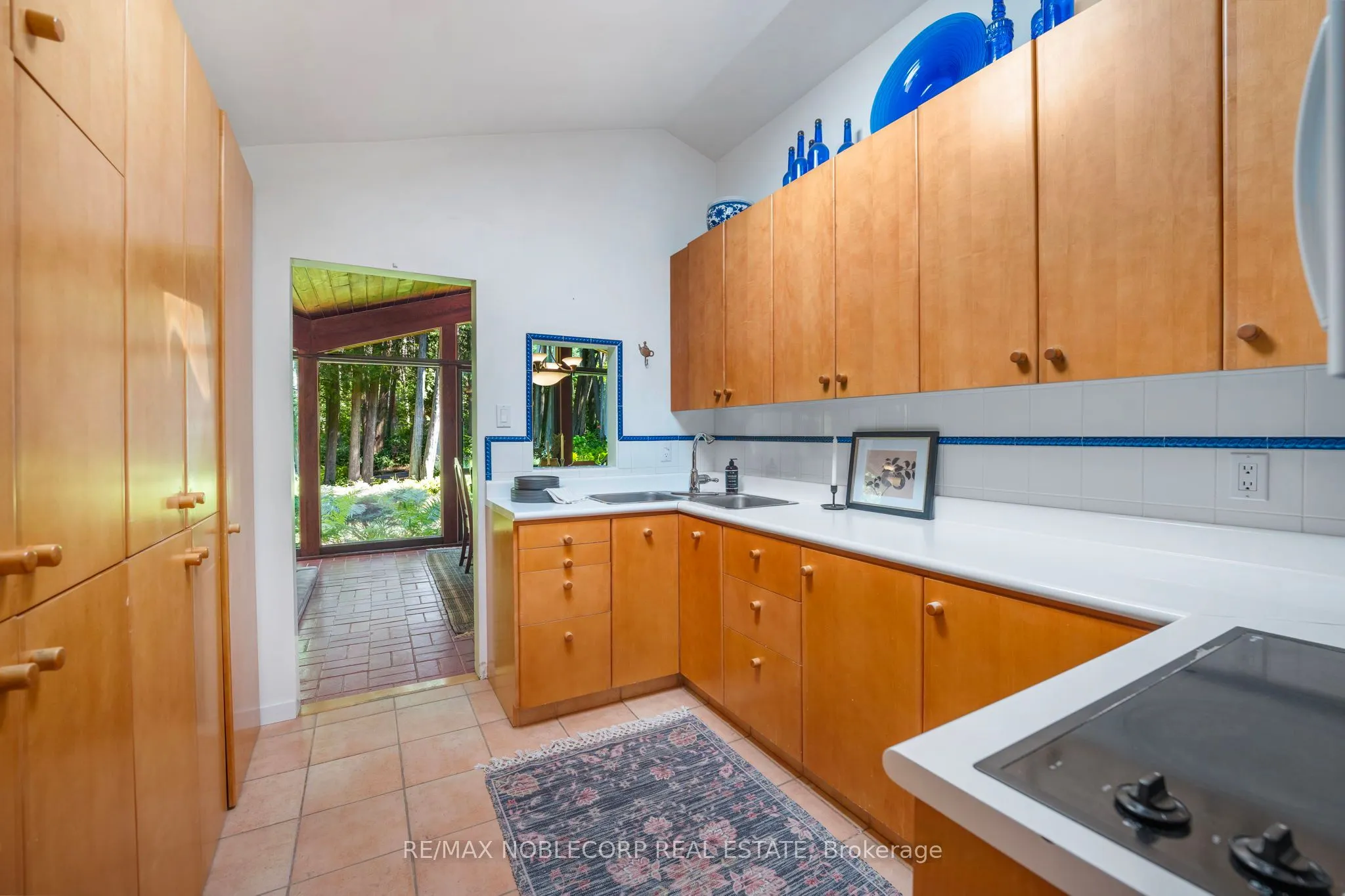 3435 Greenwood Road