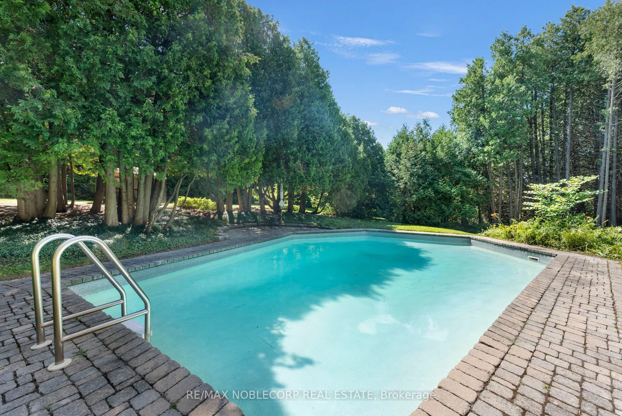 3435 Greenwood Road