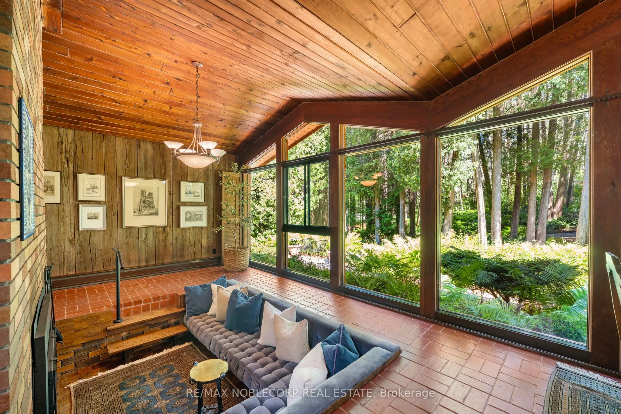 3435 Greenwood Road