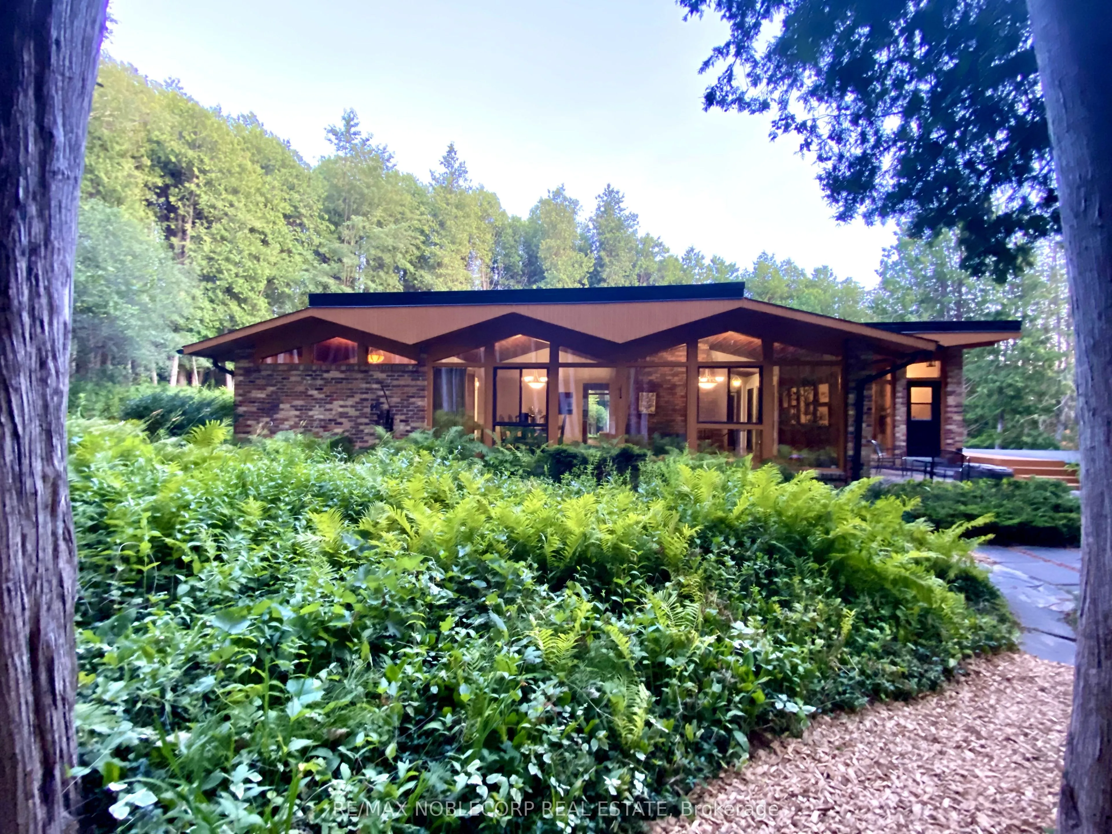 3435 Greenwood Road